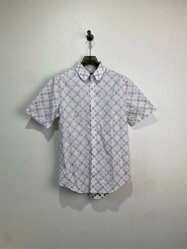 Louis Vuitton Full logo short sleeve shirt 2501-Nextarrow