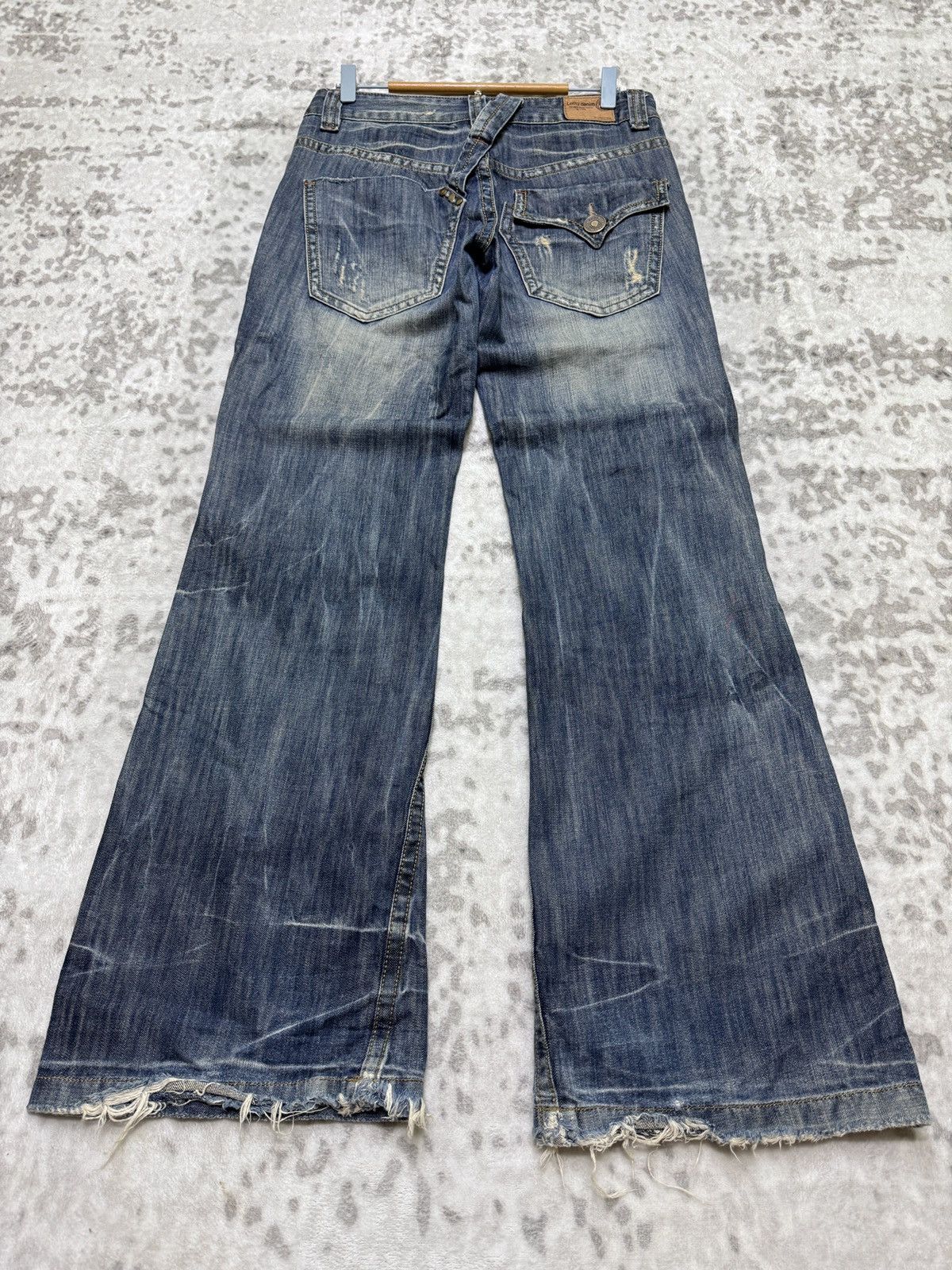 Le Grande Bleu (L.G.B.) Vintage Lolita Mud Wash Wide Leg Distressed Clawmark Denim Size US 30 / EU 46 - 2 Thumbnail