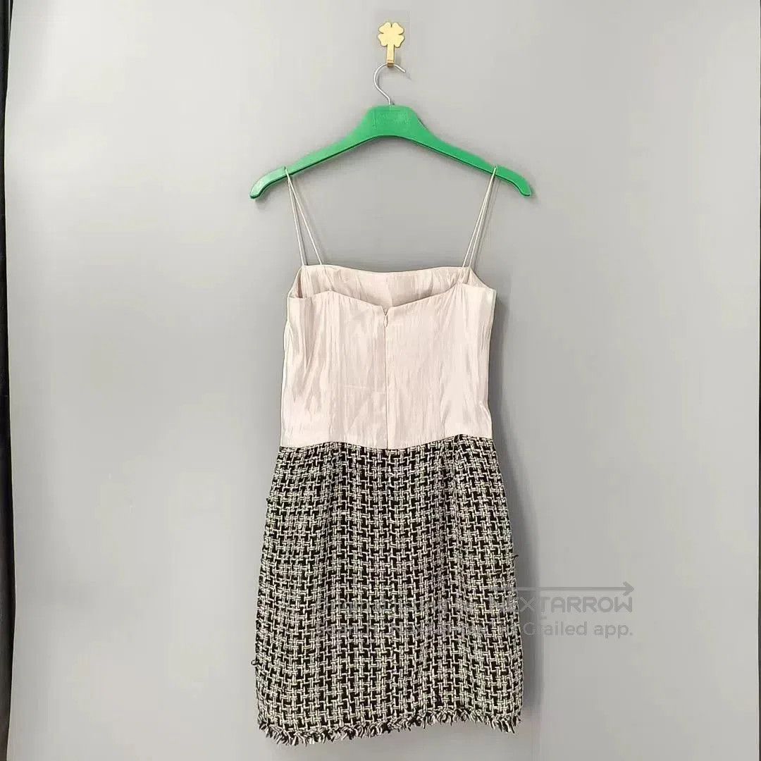 Chanel Chanel Black White Spliced Shimmer Dress. Size XS / US 0-2 / IT 36-38 - 2 Thumbnail