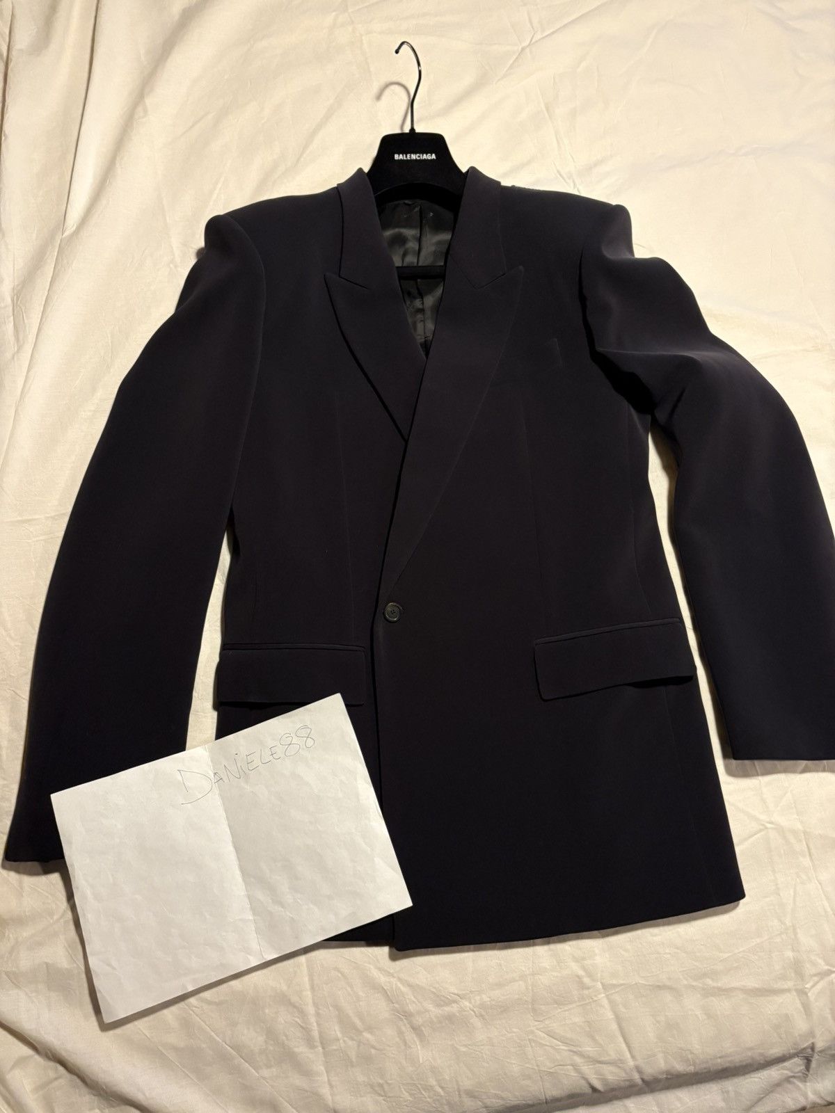 Balenciaga Balenciaga oversized padded shoulders blazer. Size US S / EU 44-46 / 1 - 12 Thumbnail
