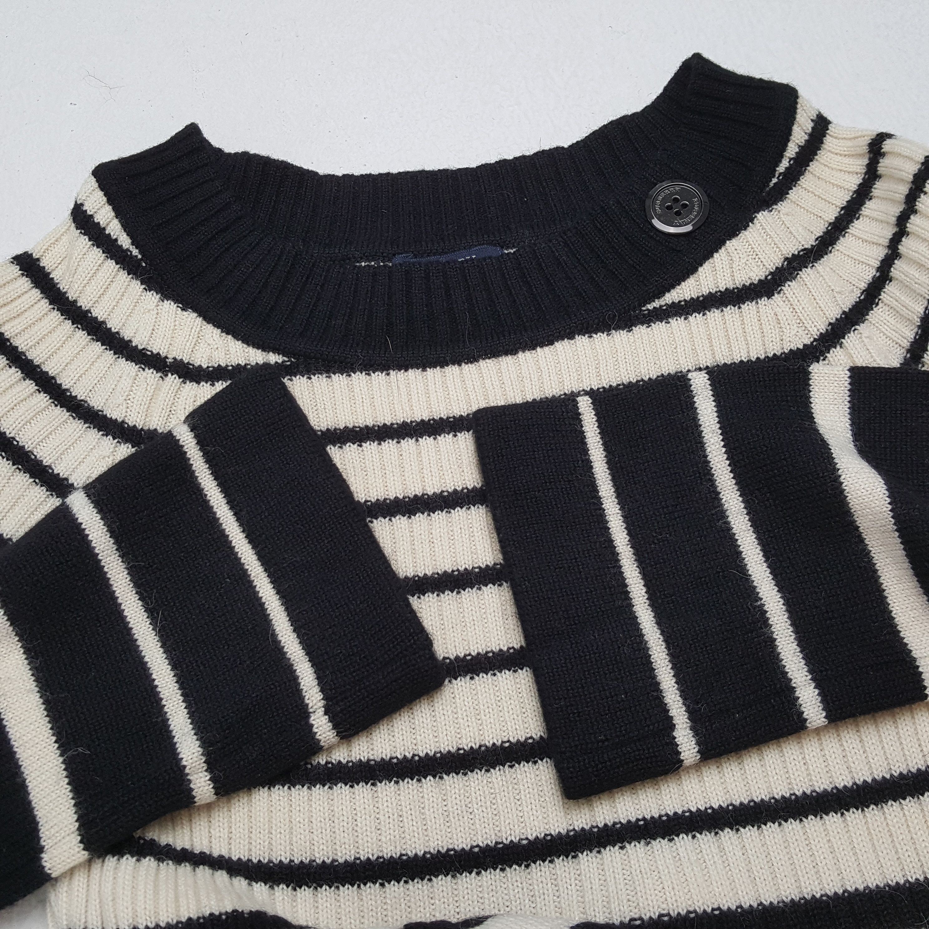 Burberry × Vintage BURBERRY LONDON Stripes Design Fashion Style Tshirt Size XXS / US 00 / IT 34 - 9 Thumbnail