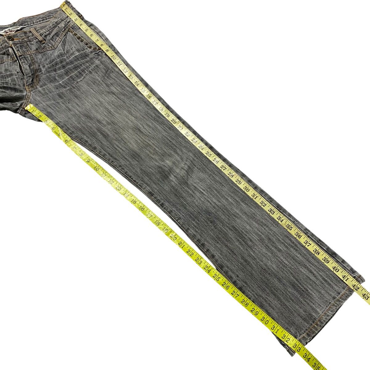 Japanese Brand GUMU INTERNATIONAL Studded Distressed Denim Flare Jeans Size US 31 - 22 Thumbnail