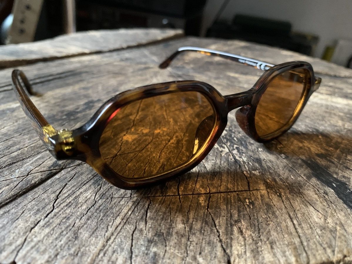 Vintage Vintage tortoise shell sunglasses Size ONE SIZE - 5 Thumbnail