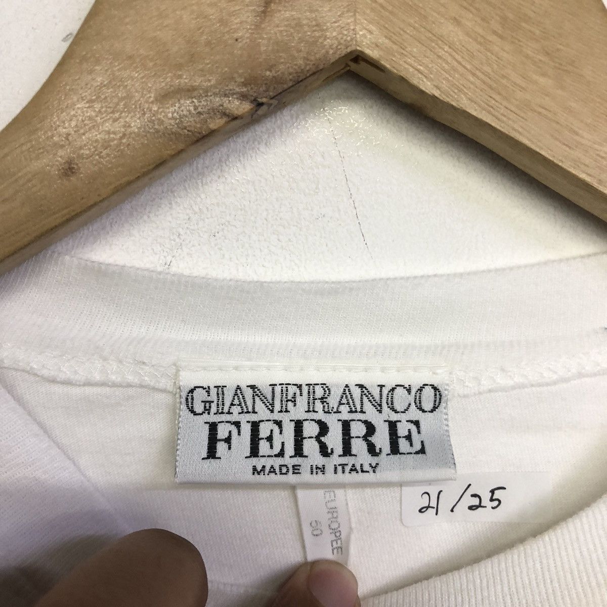 Designer × Gianfranco Ferre × Vintage Vintage Gianfranco Ferre Italian Designer Tshirt Size US M / EU 48-50 / 2 - 11 Thumbnail