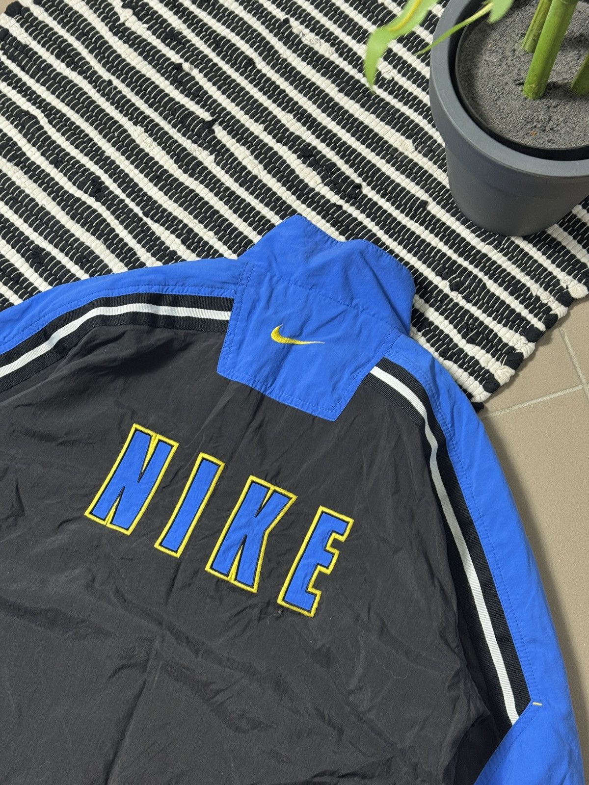 Nike VINTAGE NIKE 2000s BACK LOGO ZIP UP HOODIE Size M / US 6-8 / IT 42-44 - 8 Thumbnail