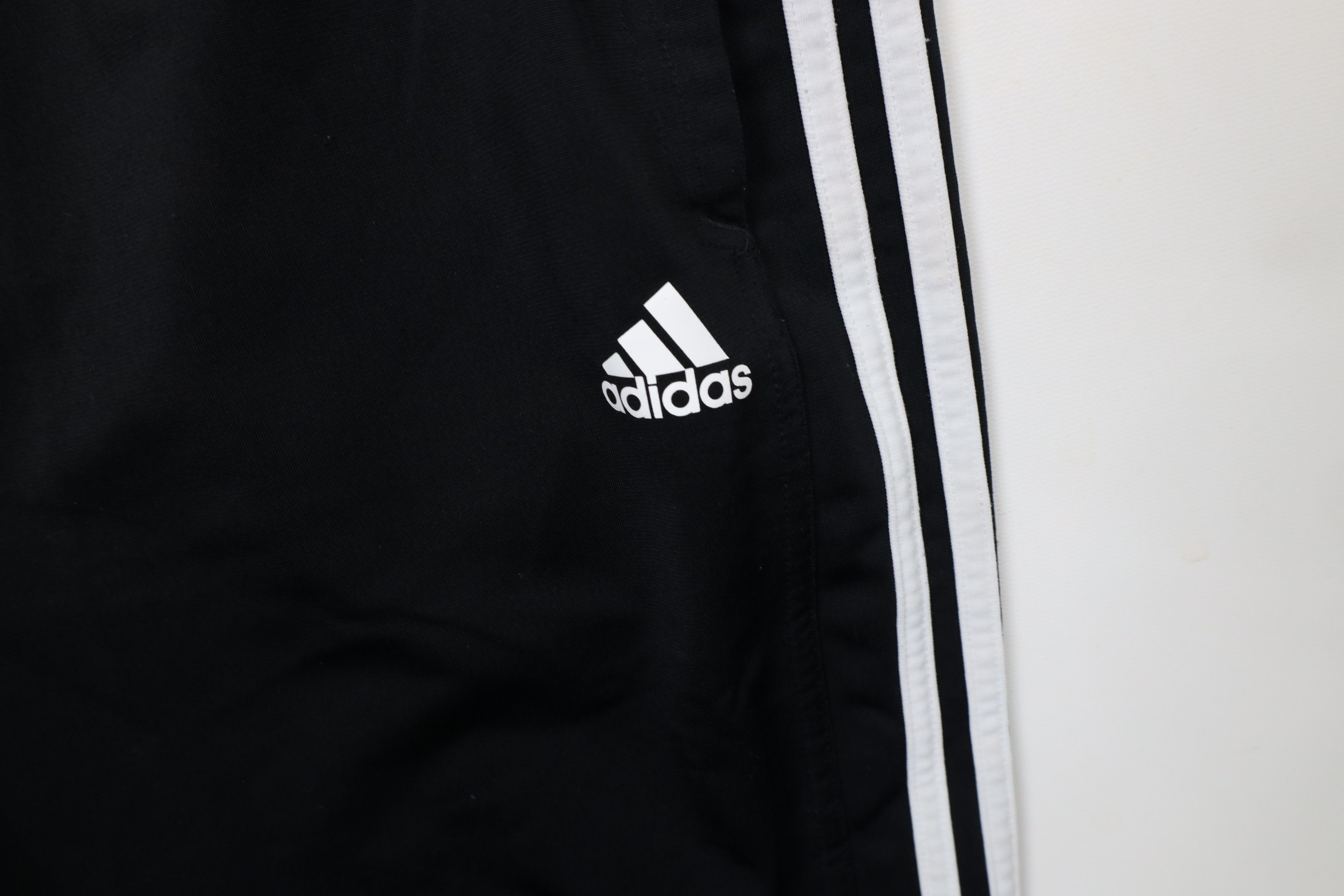 Adidas × Vintage Vintage Adidas Striped Tapered Leg Soccer Warm Up Sweatpants Size US 38 / EU 54 - 6 Thumbnail