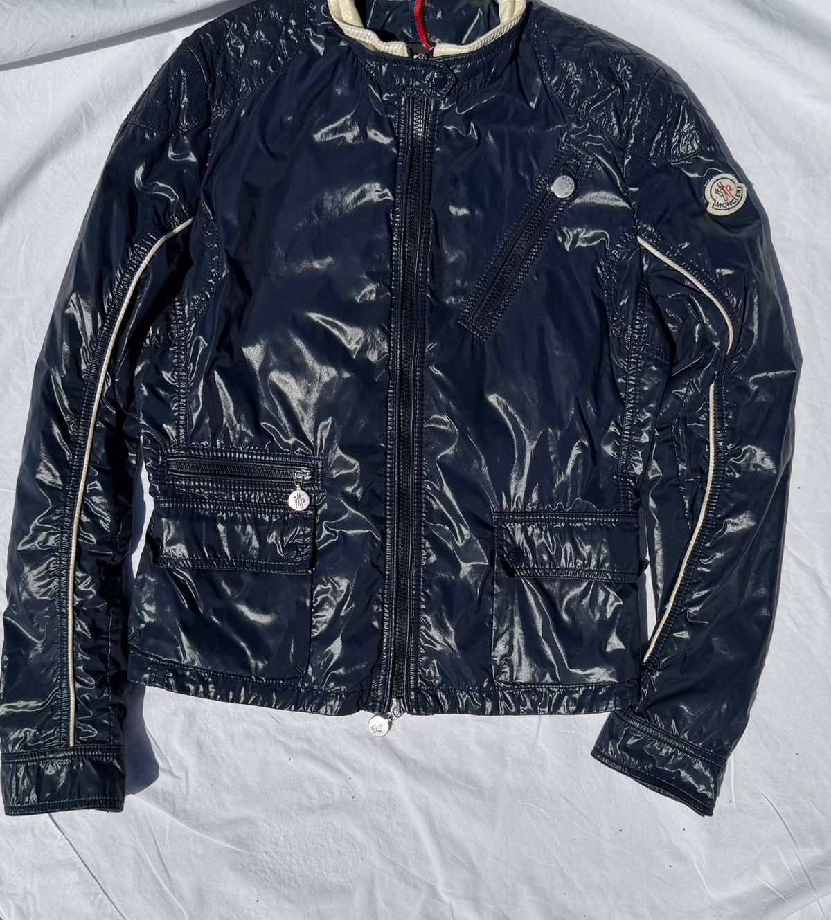 Moncler Moncler Glossy Nylon Jacket Navy Size 3 (Fits S/M) Size M / US 6-8 / IT 42-44 - 14 Thumbnail