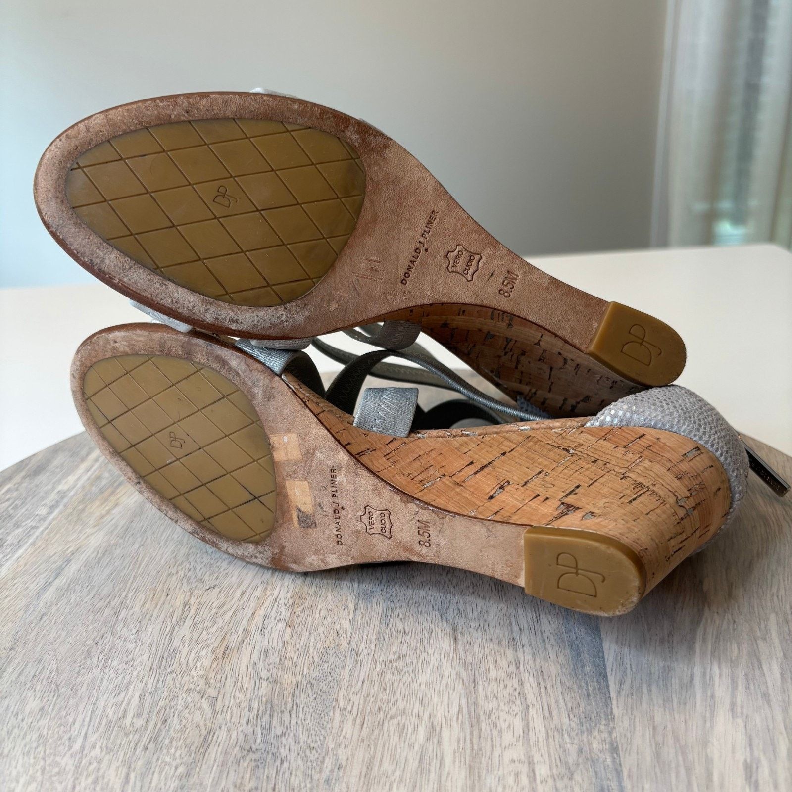 Donald Pliner Donald J Pliner Jemi Silve Wedge Sandals 8.5 Cork Heels Size US 8.5 / IT 38.5 - 9 Thumbnail