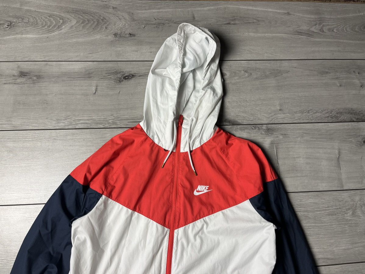 Nike Nike windbreaker light jacket size Medium Size US M / EU 48-50 / 2 - 3 Thumbnail
