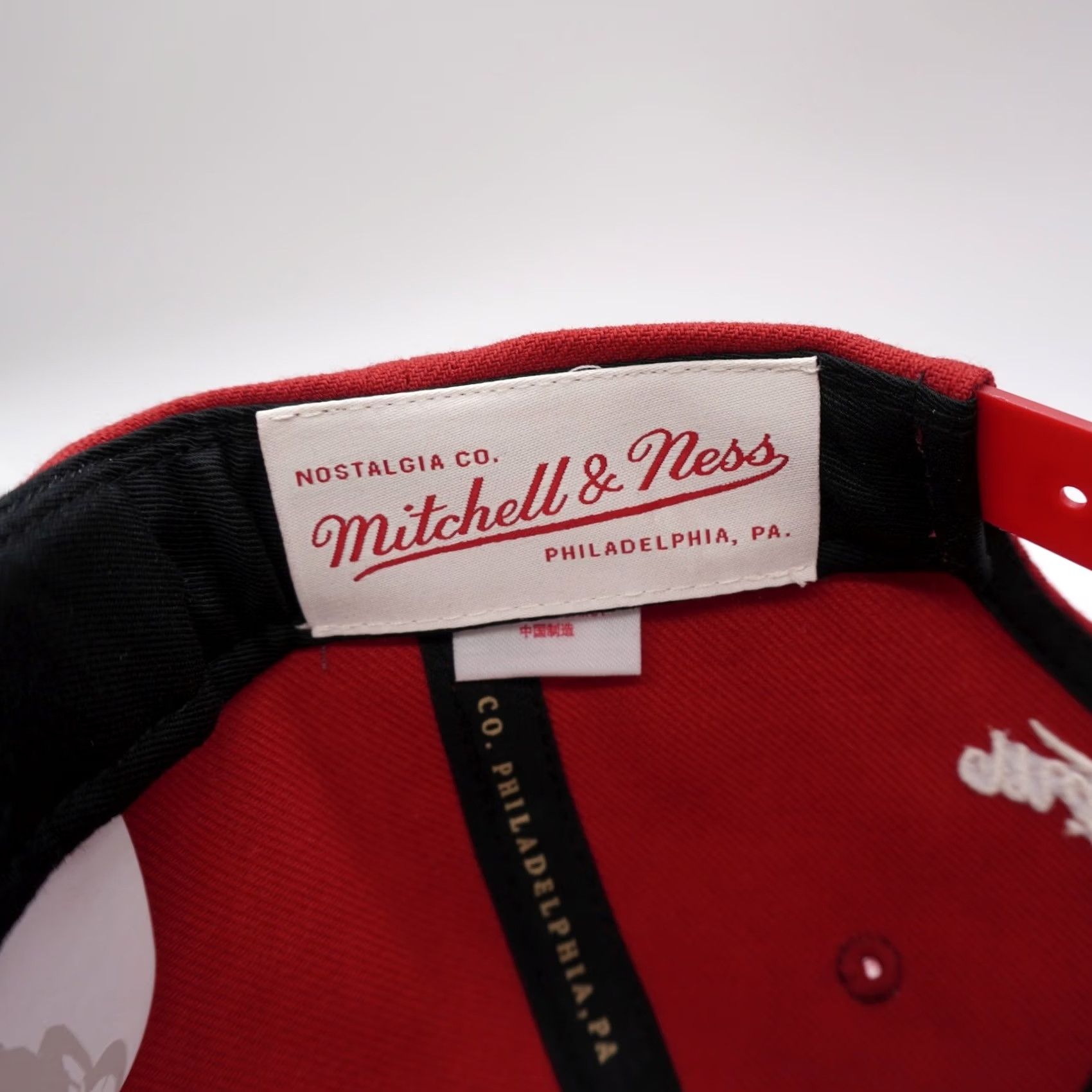 Mitchell & Ness Mitchell & Ness Miami Heat Hat Mens OS Red Cream Liberty Fit Snapback HY9163 Size ONE SIZE - 7 Thumbnail