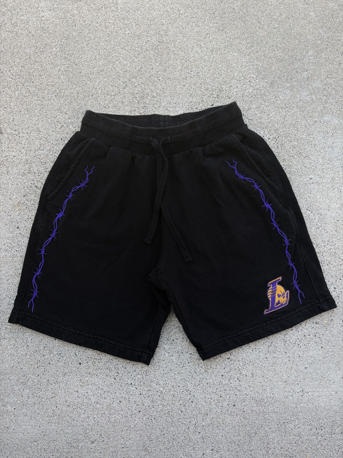 NBA × Warren Lotas 2022 Warren Lotas Los Angeles Lakers Sweat Shorts Size S Size US 30 / EU 46 - 1 Thumbnail