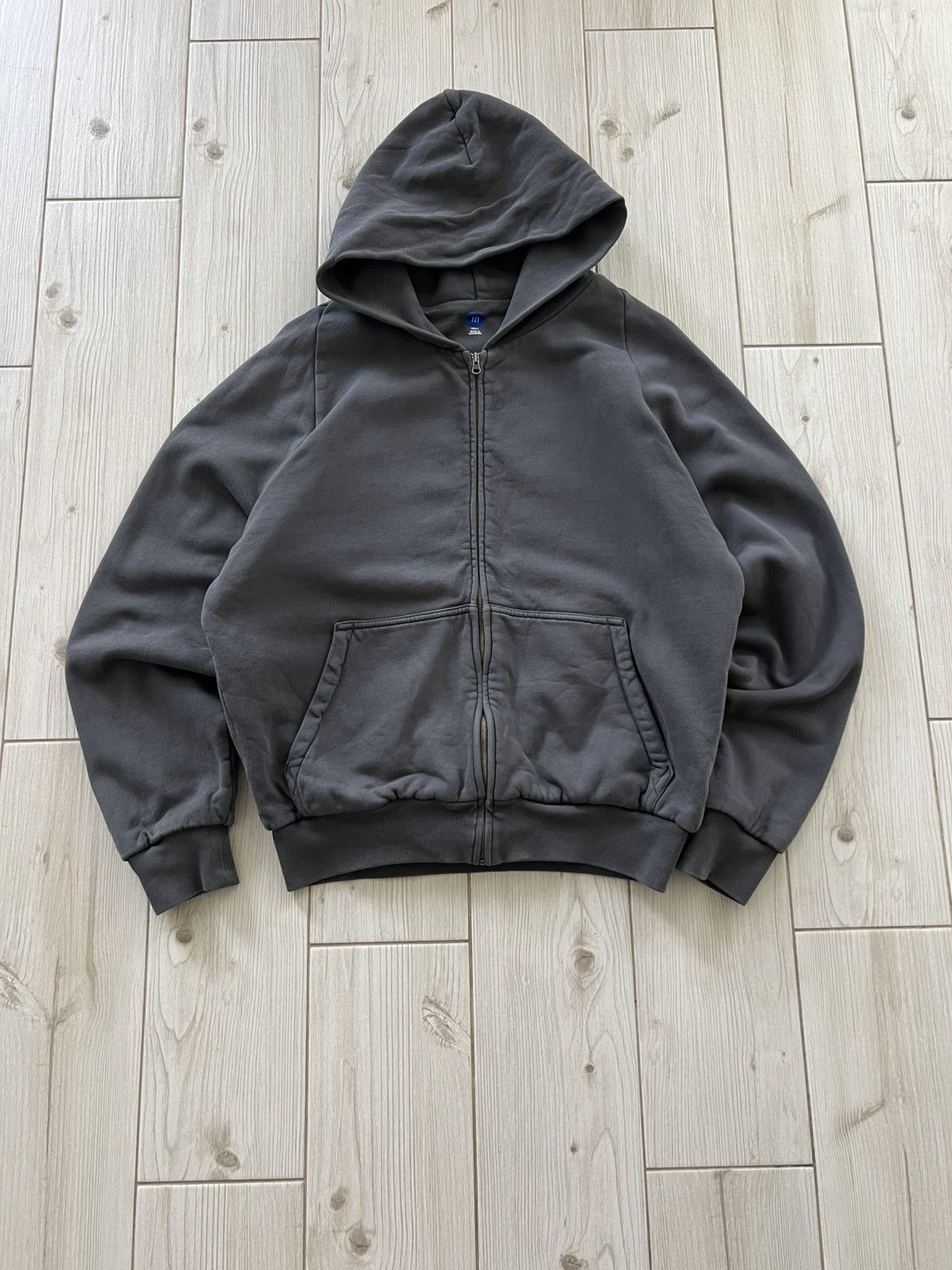 Gap Yeezy Gap Zip Hoodie Gray Size Small Size US S / EU 44-46 / 1 - 3 Thumbnail