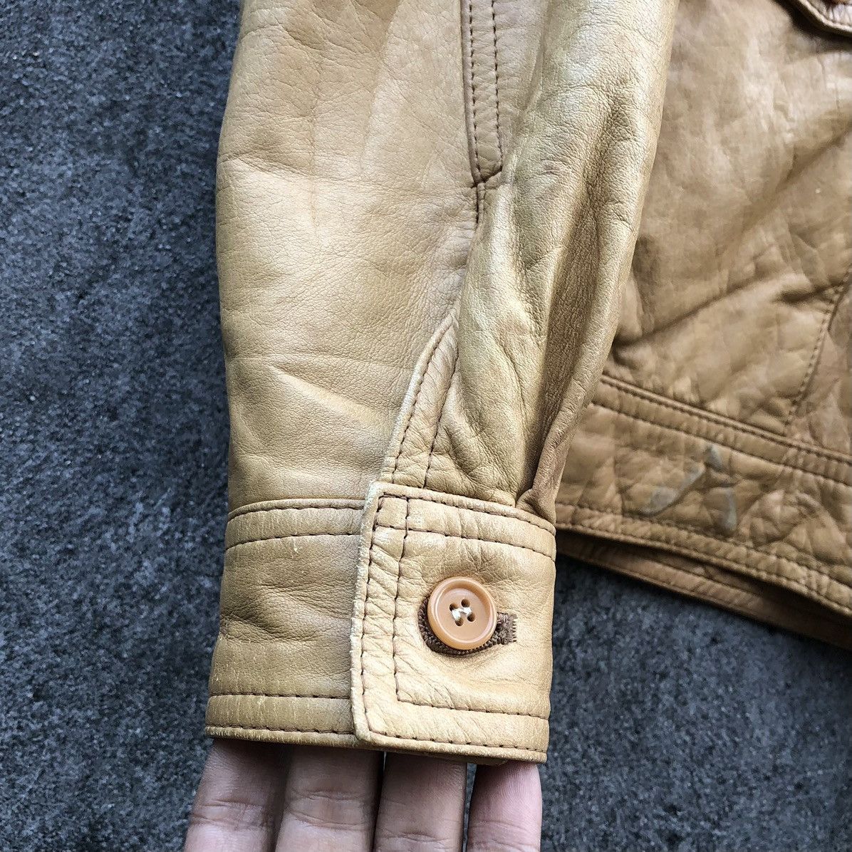 Vintage Vintage Japanese Brand Takagi Fur Cow Leather Bomber Jacket Size US M / EU 48-50 / 2 - 13 Thumbnail