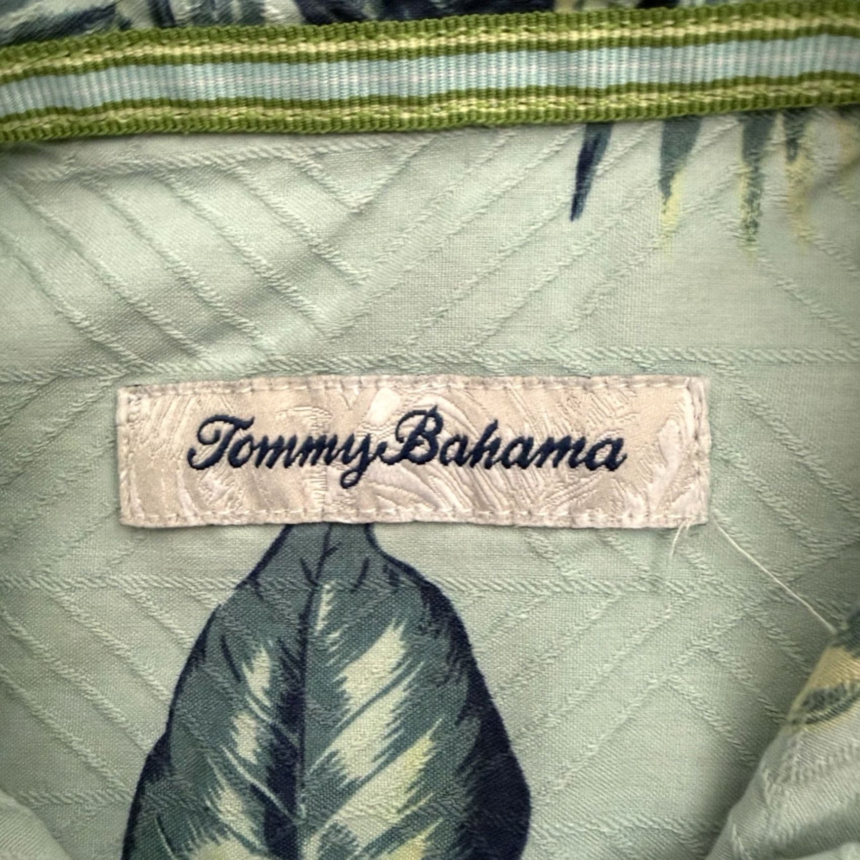 Tommy Bahama Tommy Bahama Silk Shirt Mens S Button-Up Beach Hawaiian Blue Capris Coast Sea Stripe Floral Casual Spring Summer Fall Party/Cocktail Travel Mens Size US S / EU 44-46 / 1 - 2 Thumbnail