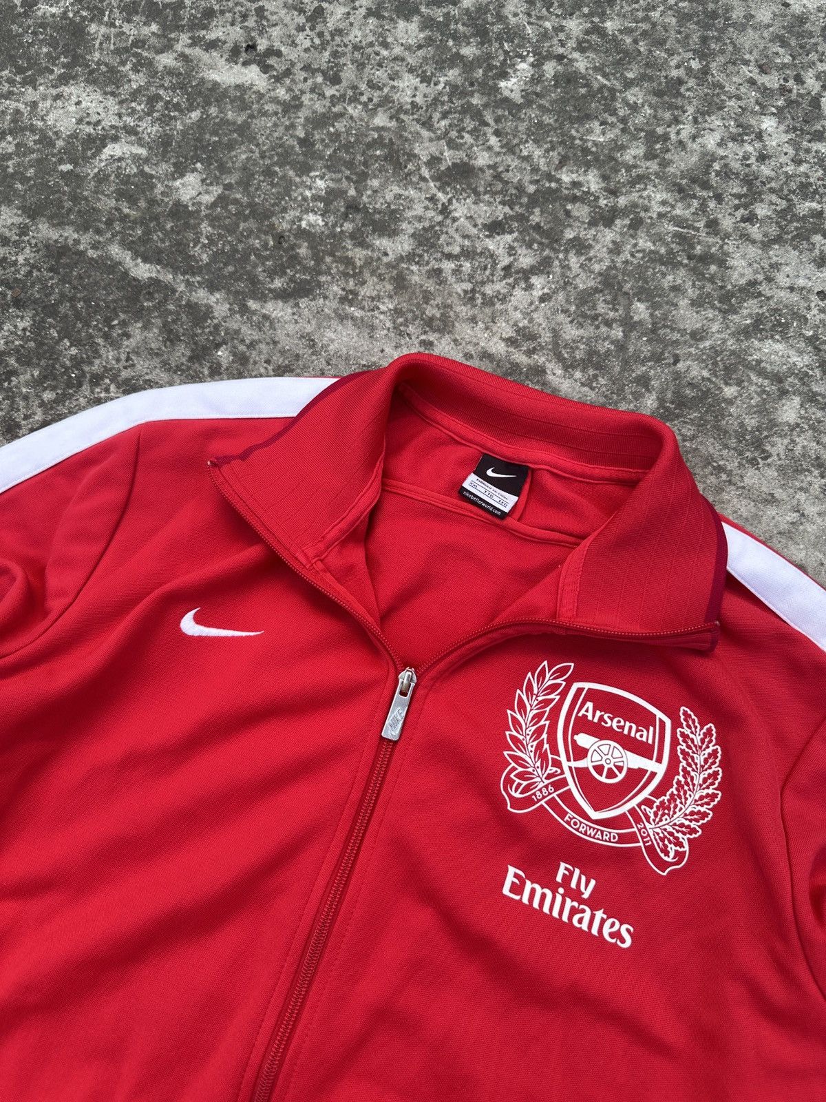 Nike Vintage Nike Arsenal Soccer Jacket Blokecore Rare XXL Casual Size US XXL / EU 58 / 5 - 2 Thumbnail