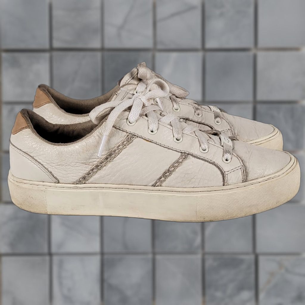 Ugg UGG Sneakers White Leather Dinale Casual Flat Lace Up Round Toe Women 8.5 M Europe 39.5 Casual Shoes Women's Shoes Size US 9 / IT 39 - 1 Thumbnail