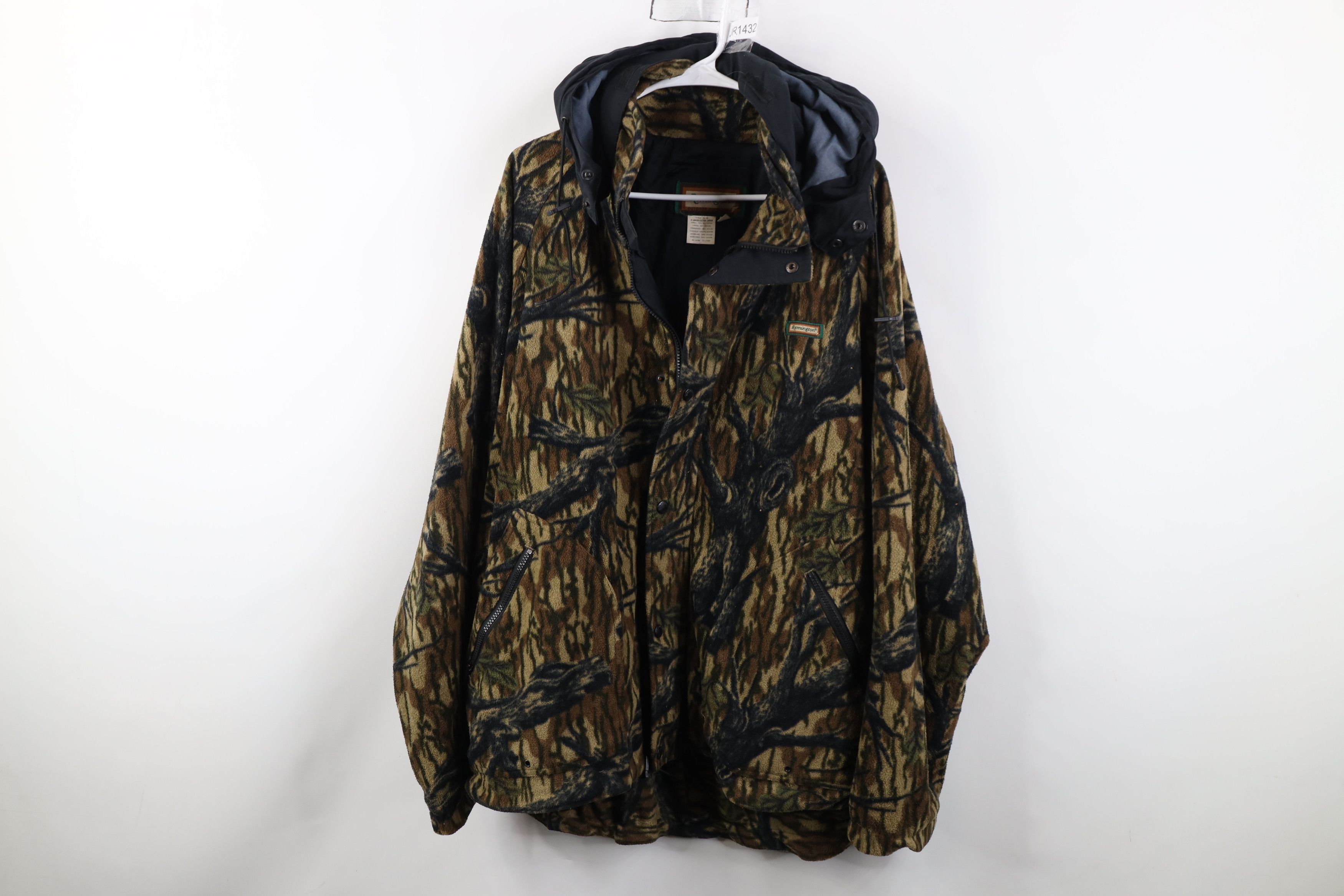 Vintage Vintage 90s Streetwear Camouflage Fleece Hooded Zip Jacket Size US XL / EU 56 / 4 - 1 Thumbnail