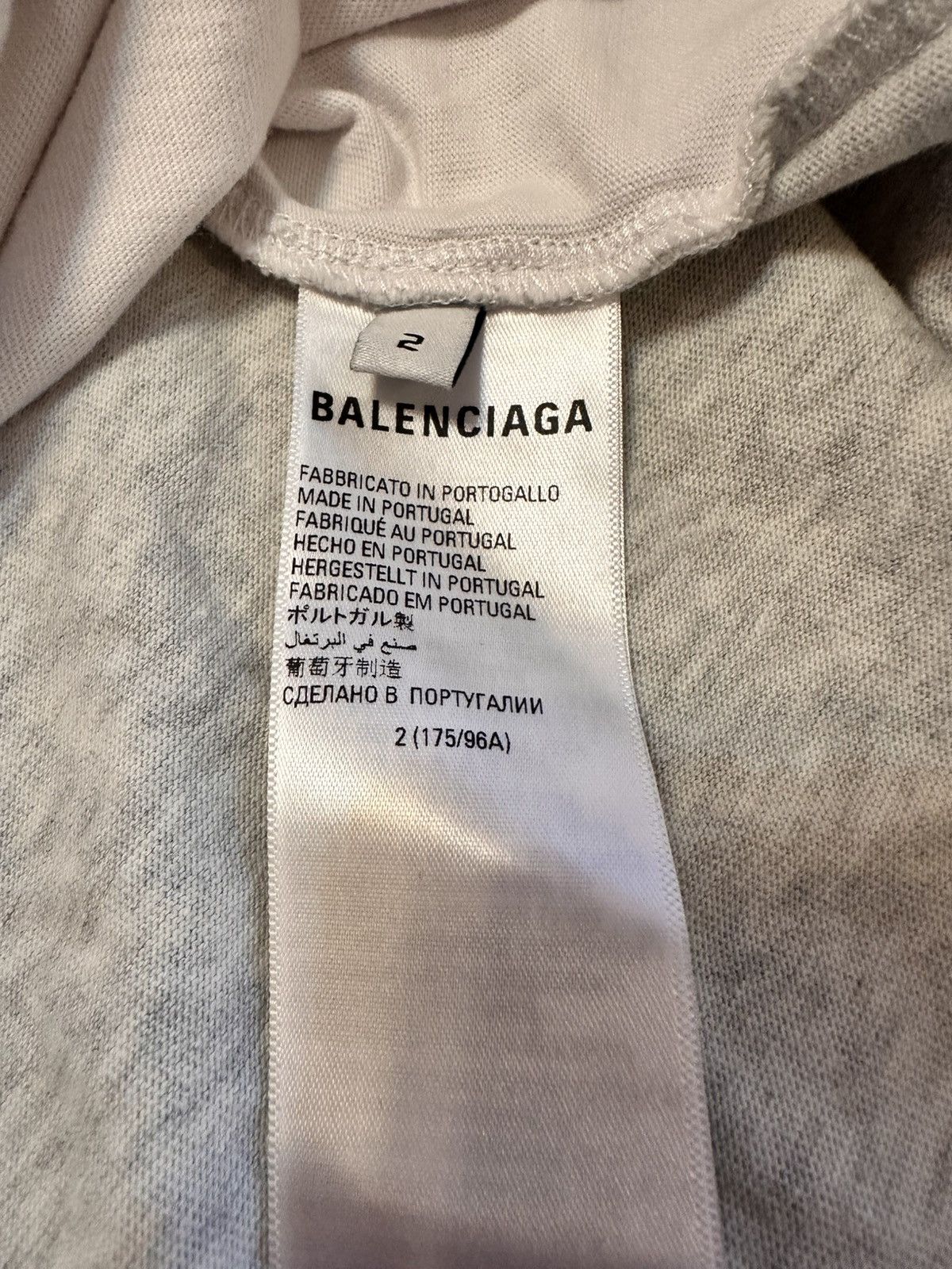 Balenciaga Balenciaga upside down tee Size US M / EU 48-50 / 2 - 9 Thumbnail