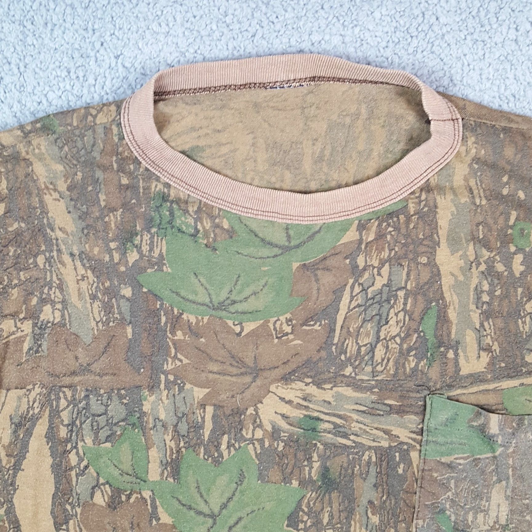 AMO Vintage 90s Camo T-Shirt Men Large Long Sleeve Crew Neck Retro Skater Y2K Hunting Size US L / EU 52-54 / 3 - 2 Thumbnail