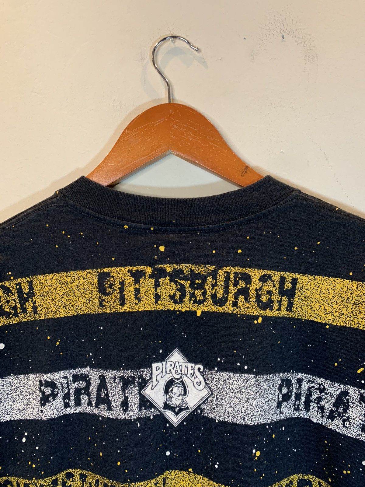 MLB × Salem Sportswear × Vintage *RARE* Vintage 1992 Pittsburgh Pirates Salem MLB AOP T-Shirt Size US L / EU 52-54 / 3 - 8 Thumbnail
