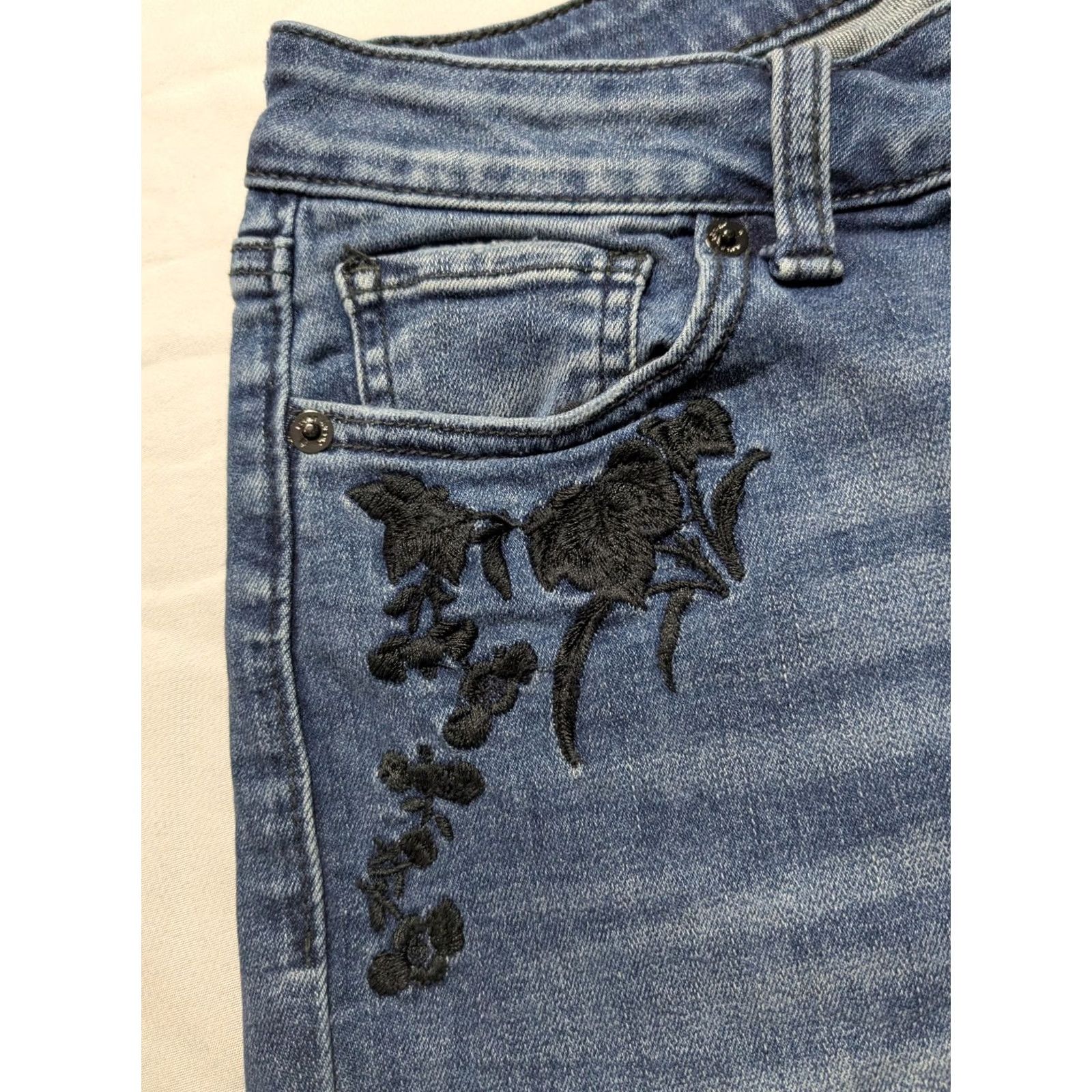 Lucky Brand LUCKY Lolita Skinny Ankle Jeans Floral Embroidered - Women 8 Stretch Denim Blue Size 8/29 Size 30" / US 8 / IT 44 - 4 Thumbnail