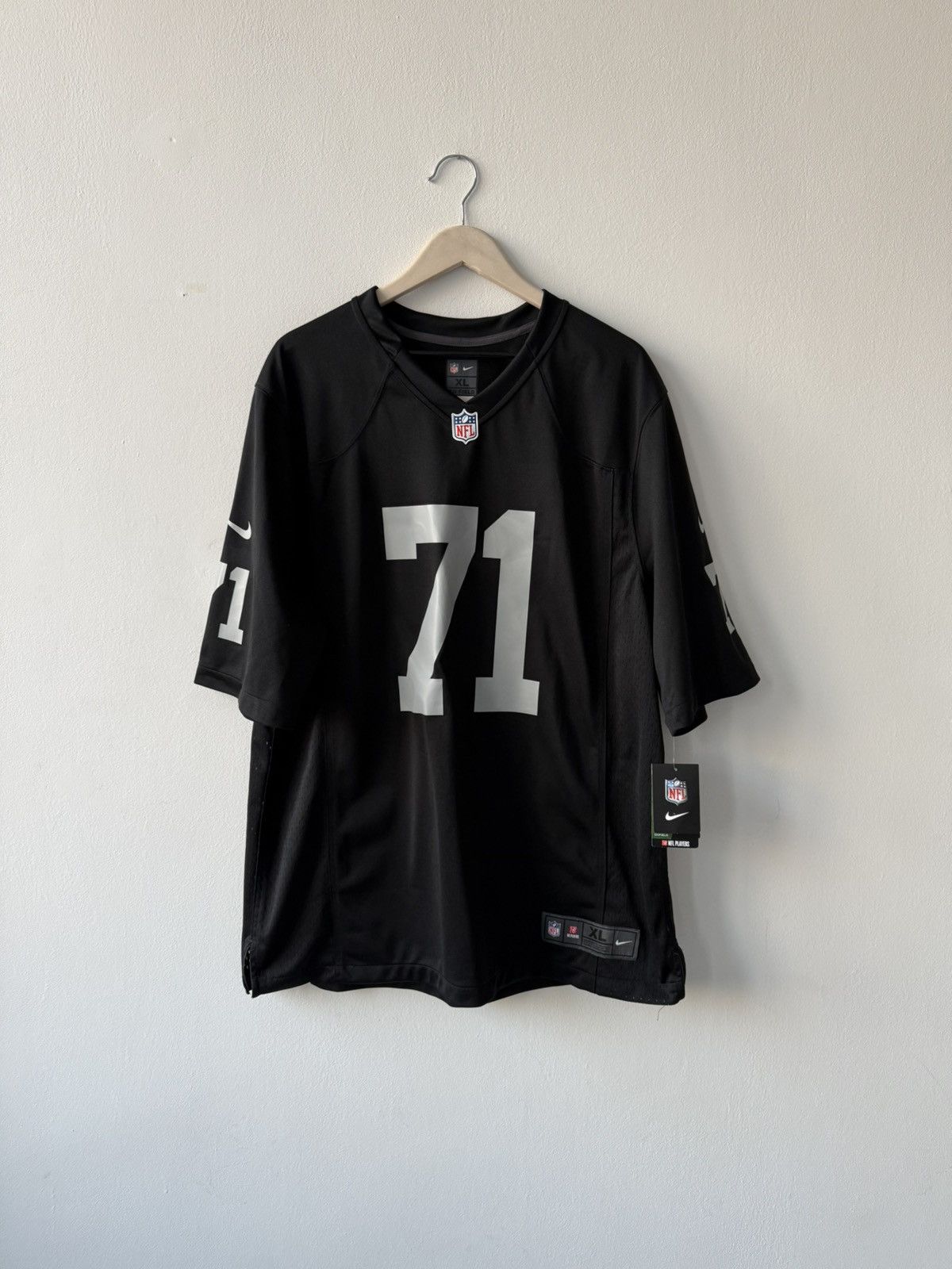 Nike Nike NFL Las Vegas Raiders Watson #71 Game Jersey Size XL Size US XL / EU 56 / 4 - 1 Thumbnail