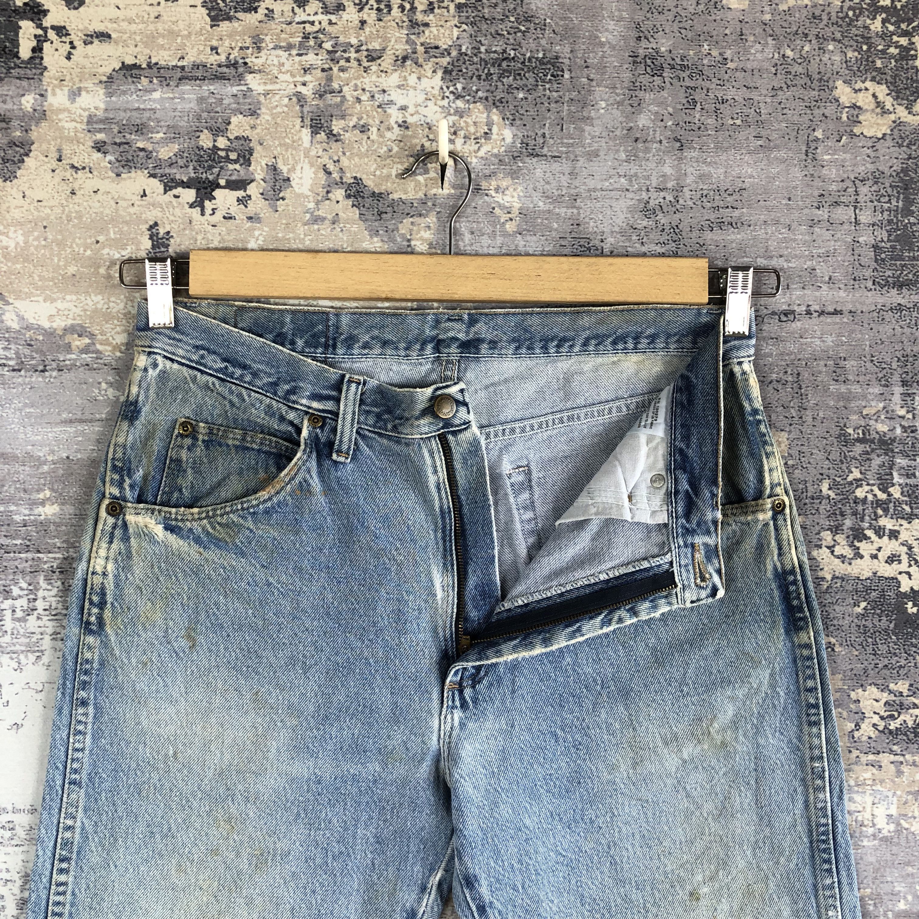 Wrangler Vintage Wrangler Light Wash Jeans Wrangler Distressed Denim Size US 32 / EU 48 - 6 Thumbnail