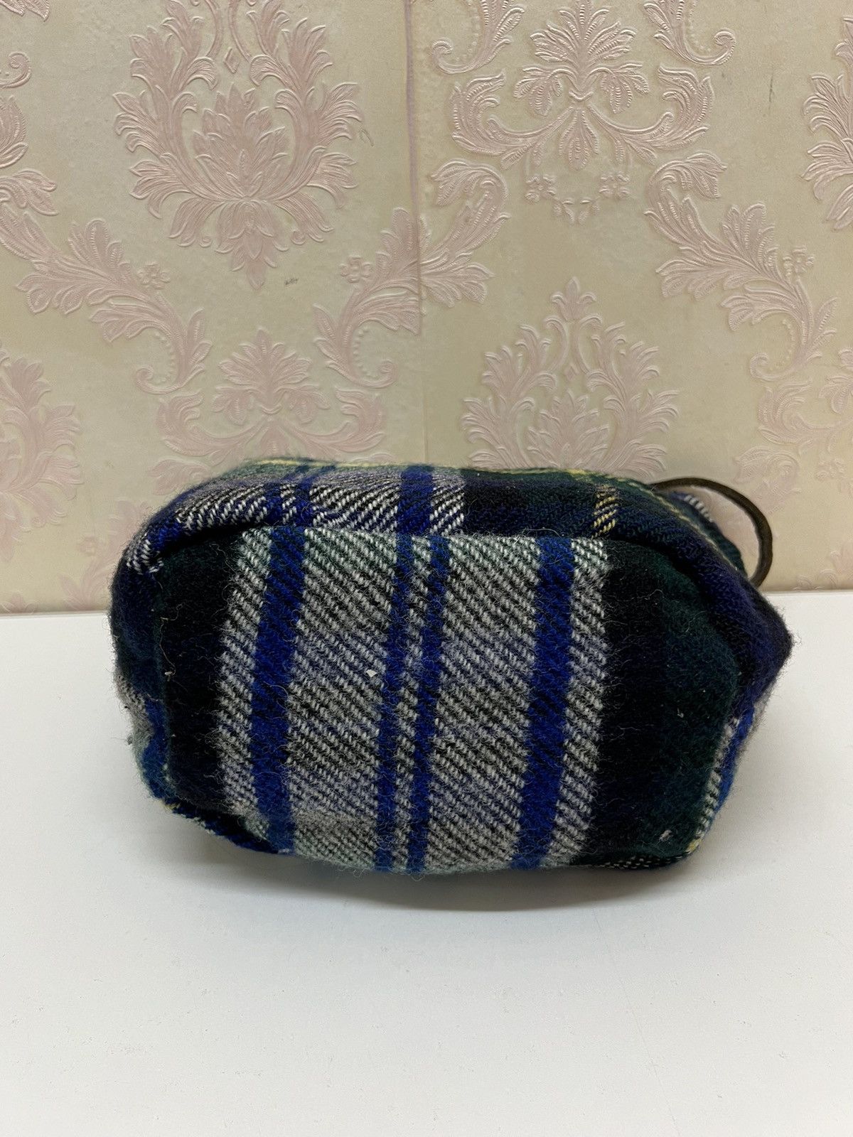 URBAN RESEARCH DOORS Urban Research Doors Plaid Tartan Sling Bag Size ONE SIZE - 6 Thumbnail