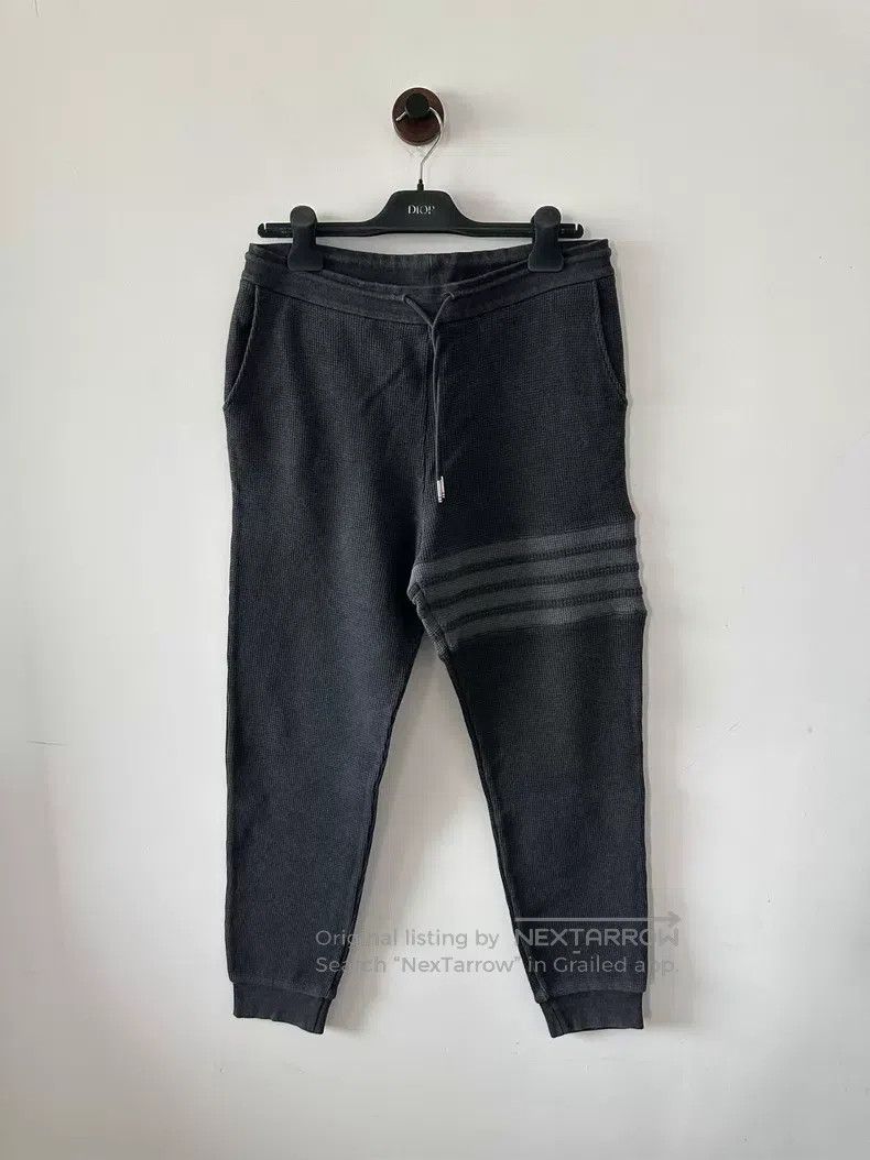 Thom Browne Thom Browne size 3 Dark Gray Waffle Sweatpants Size US 28 / EU 44 - 1 Thumbnail