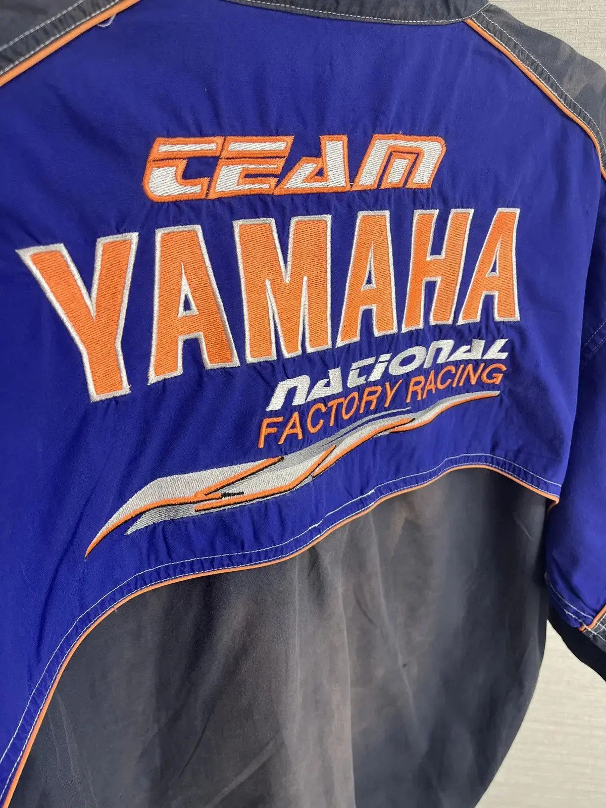 Vintage YAMAHA RACING NATIONAL FACTORY FADED VINTAGE SHIRT Size US M / EU 48-50 / 2 - 2 Thumbnail