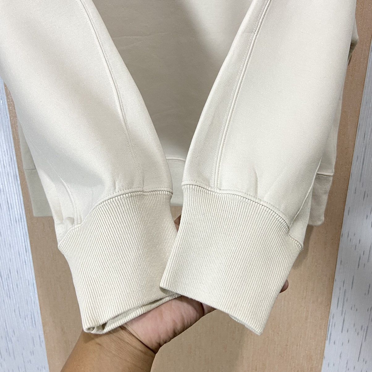 Jil Sander × Uniqlo UNIQLO x Jil Sander Dry Cropped Sweatshirt Size US L / EU 52-54 / 3 - 5 Thumbnail