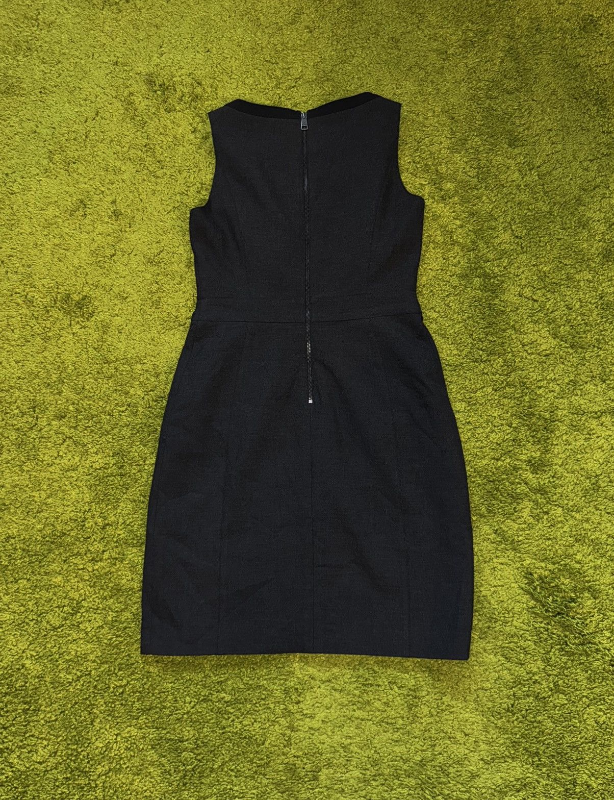 Burberry × Designer Burberry London minimalist dress Size M / US 6-8 / IT 42-44 - 2 Thumbnail