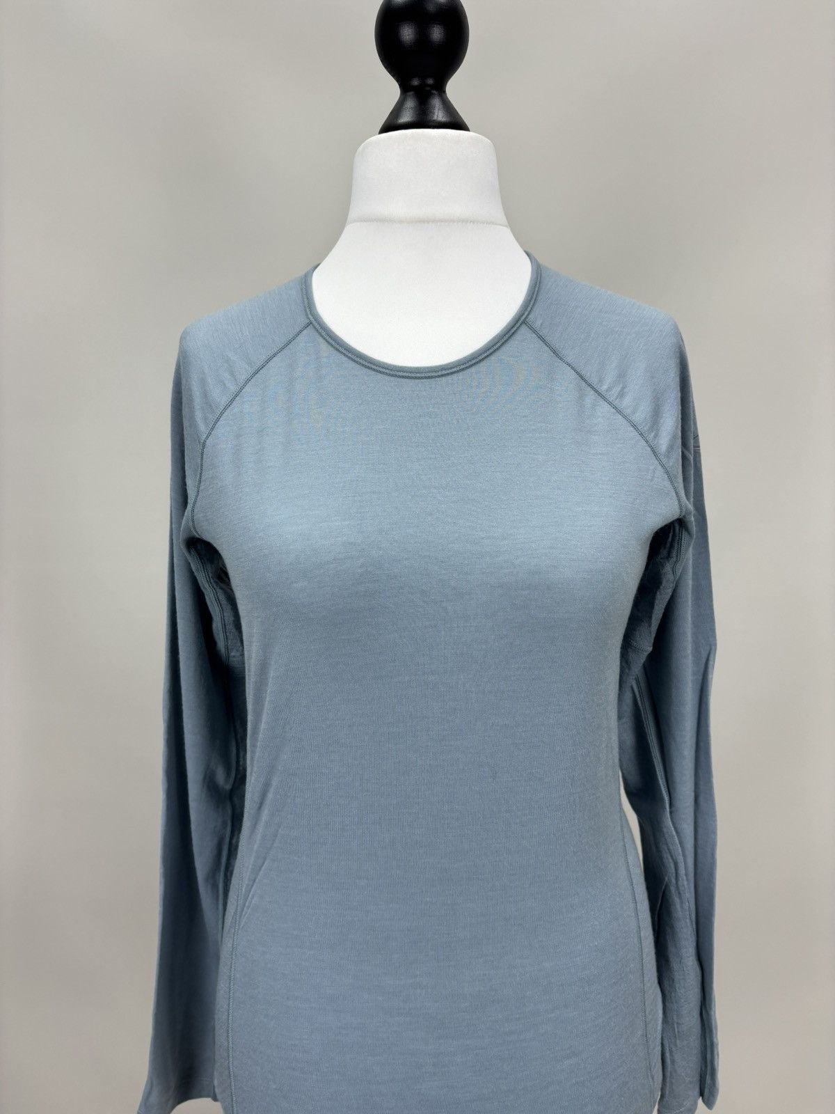 Icebreaker Womens long sleeve Icebreaker Size L Color Blue Size L / US 10 / IT 46 - 2 Thumbnail