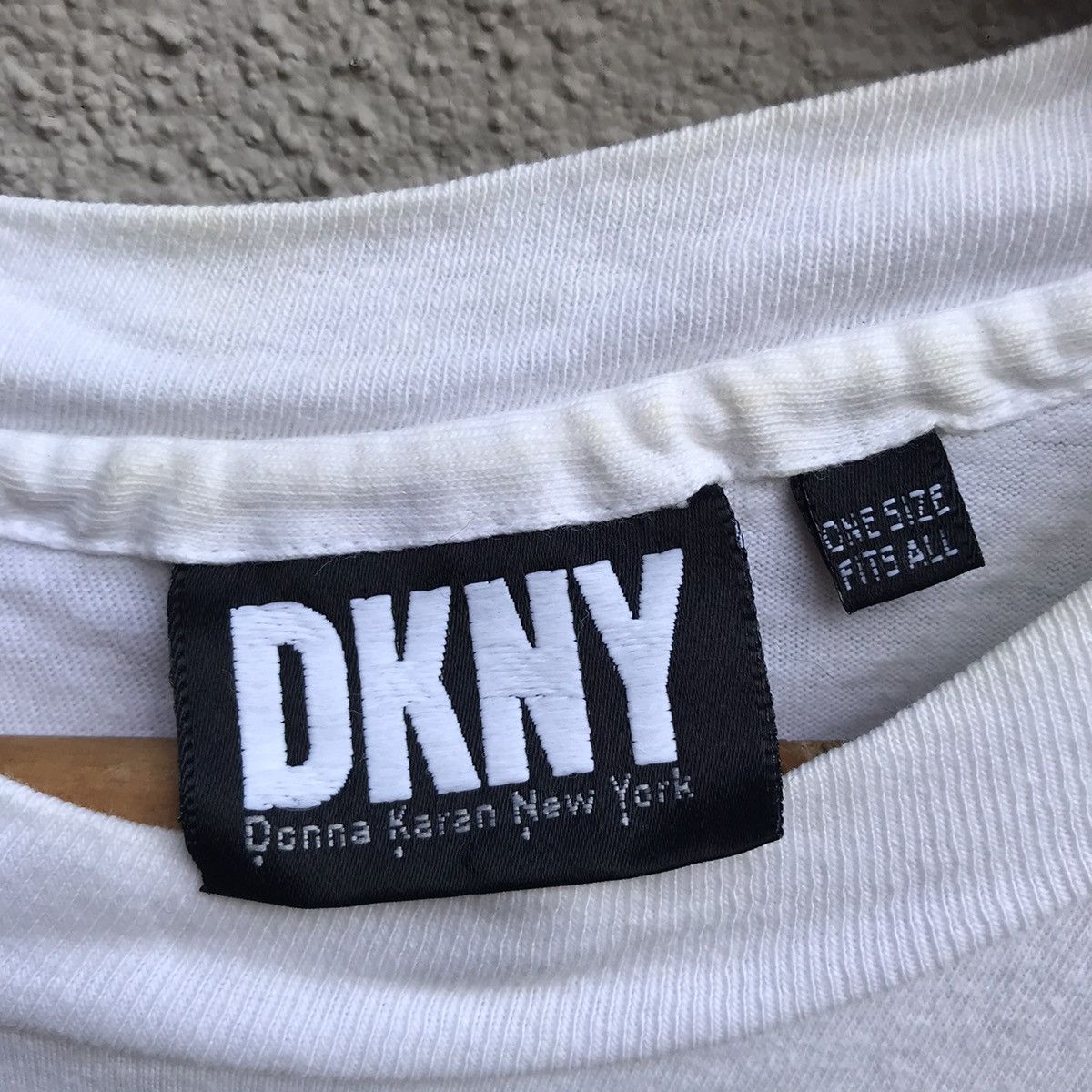 DKNY Vintage 90s DKNY photo art tee usa Size US XL / EU 56 / 4 - 4 Thumbnail