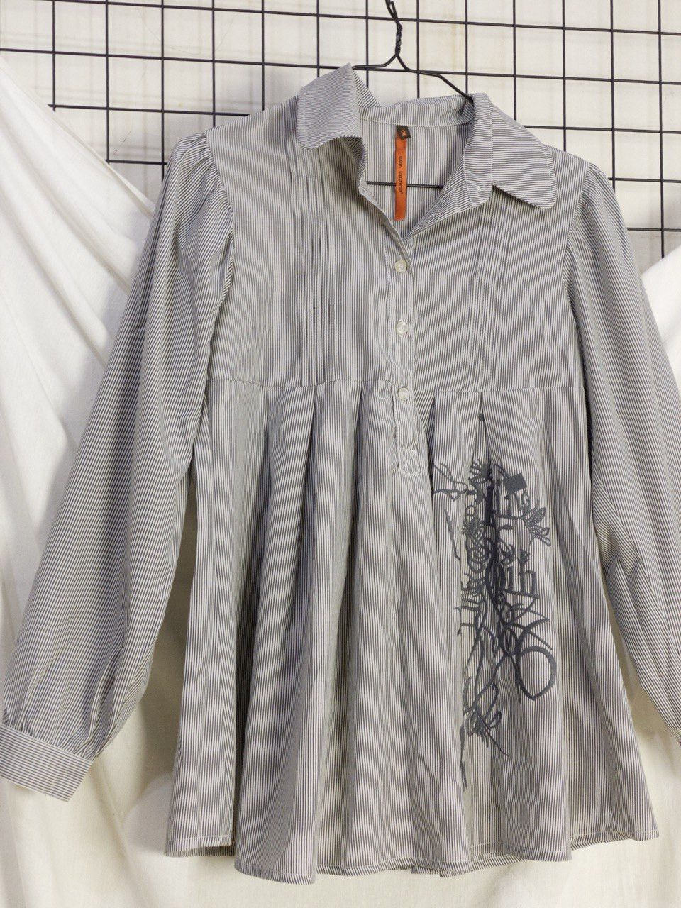 Cop Copine Cop Copine embroidered black&white pinstripe shirt blouse Size S / US 4 / IT 40 - 10 Thumbnail