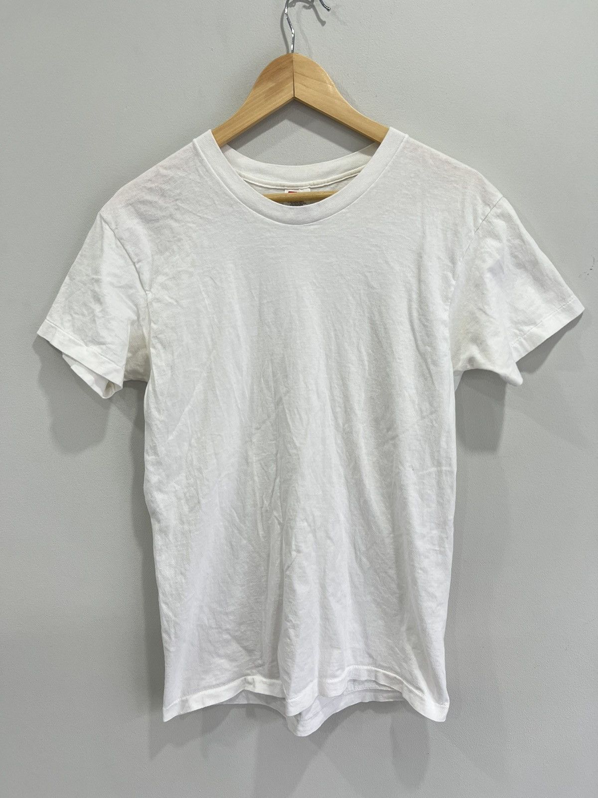 Vintage Vintage 90s Blank Tee Shirt single stitched Size US M / EU 48-50 / 2 - 1 Thumbnail