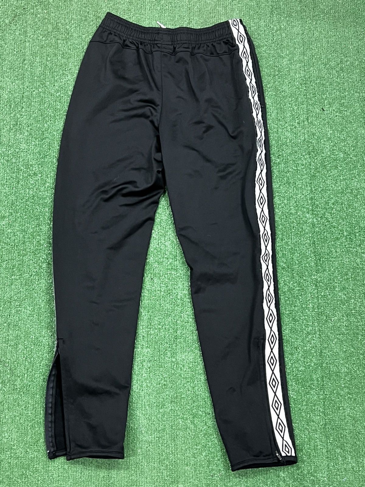 Umbro Umbro Double Diamond Youth Joggers Size US 28 / EU 44 - 6 Thumbnail