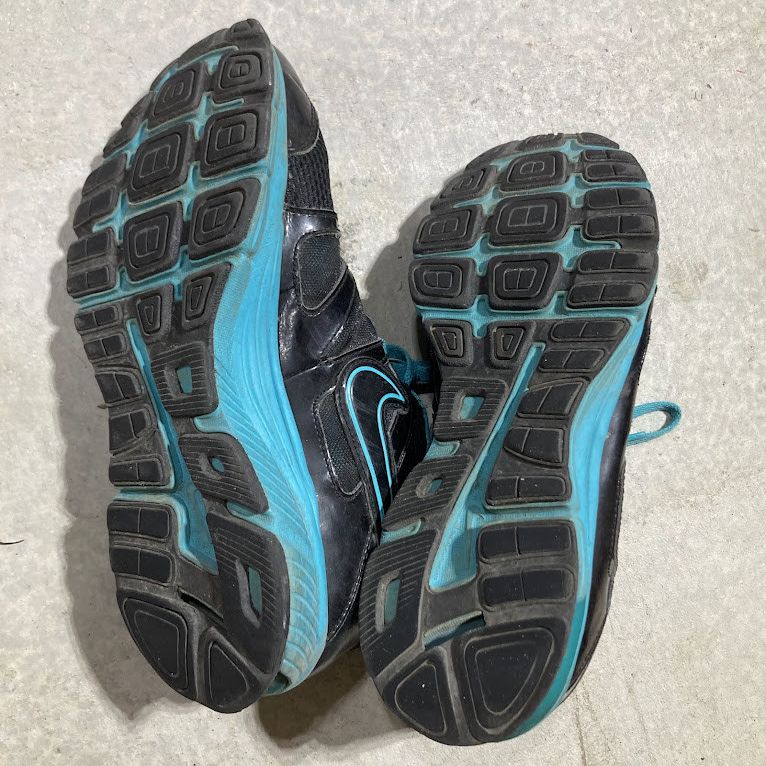 Nike Teal and Black Nike Shoes Womens Size US 9.5 / IT 39.5 - 2 Thumbnail
