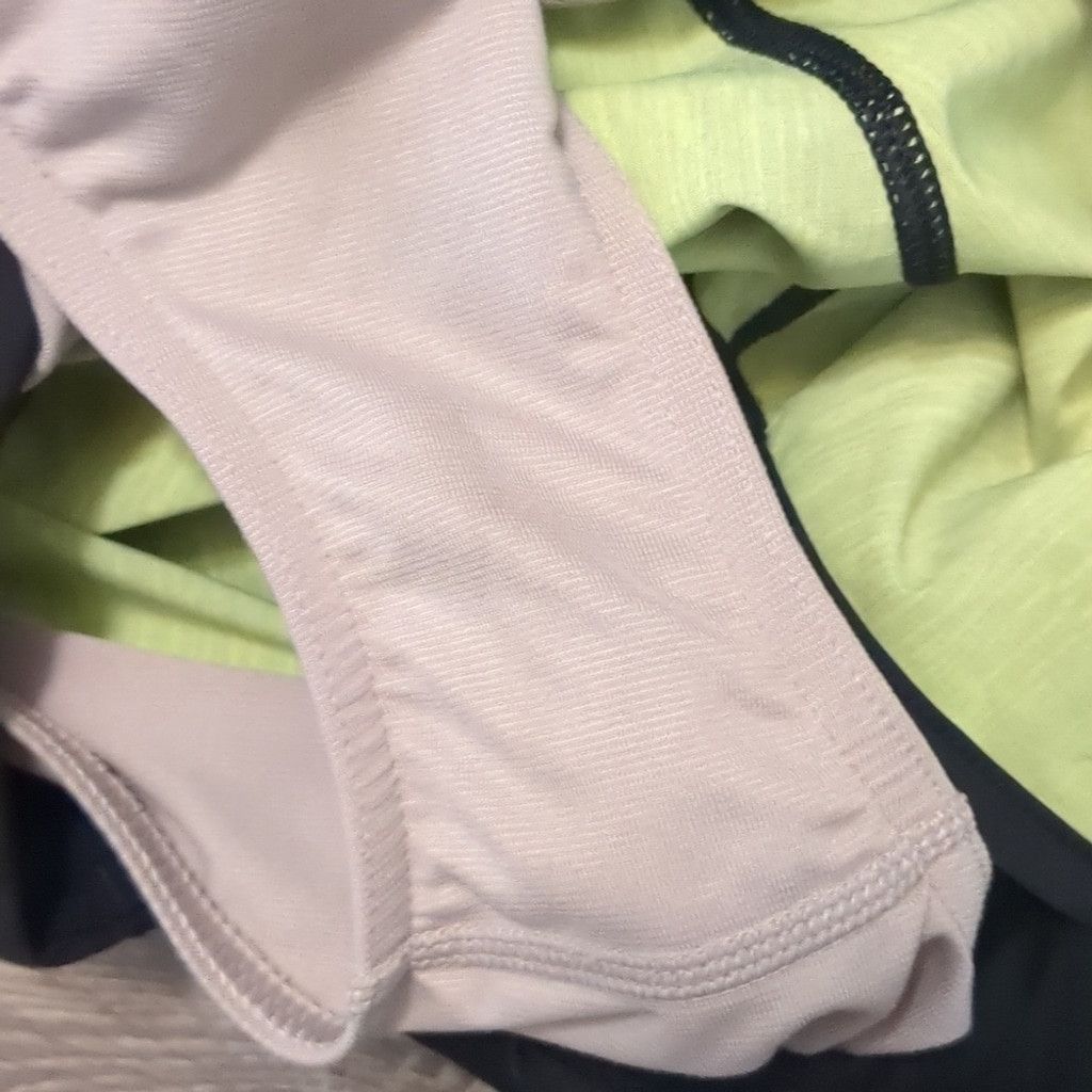 Lululemon Lululemon down pour line light/ black speed shorts size 4 Size 27" / US 4 / IT 40 - 9 Thumbnail