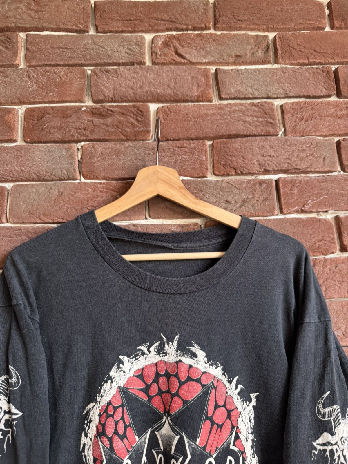 Band Tees Rare 90s Altar Youth Against Vintage Band Black Metal Tee XL Size US XL / EU 56 / 4 - 10 Thumbnail