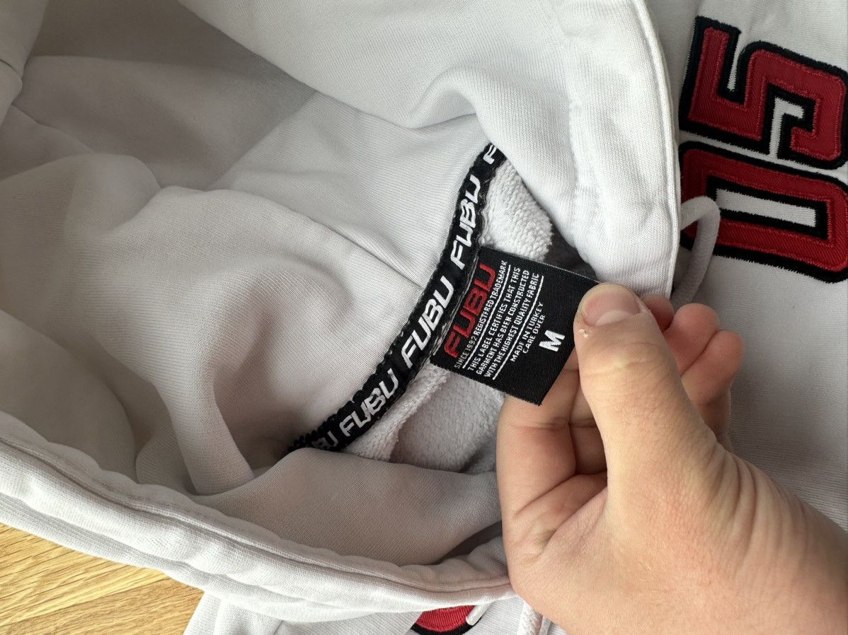 Fubu Vintage Baggy Fubu Hoodie 05 Big Logo White Y2K Size US M / EU 48-50 / 2 - 5 Thumbnail