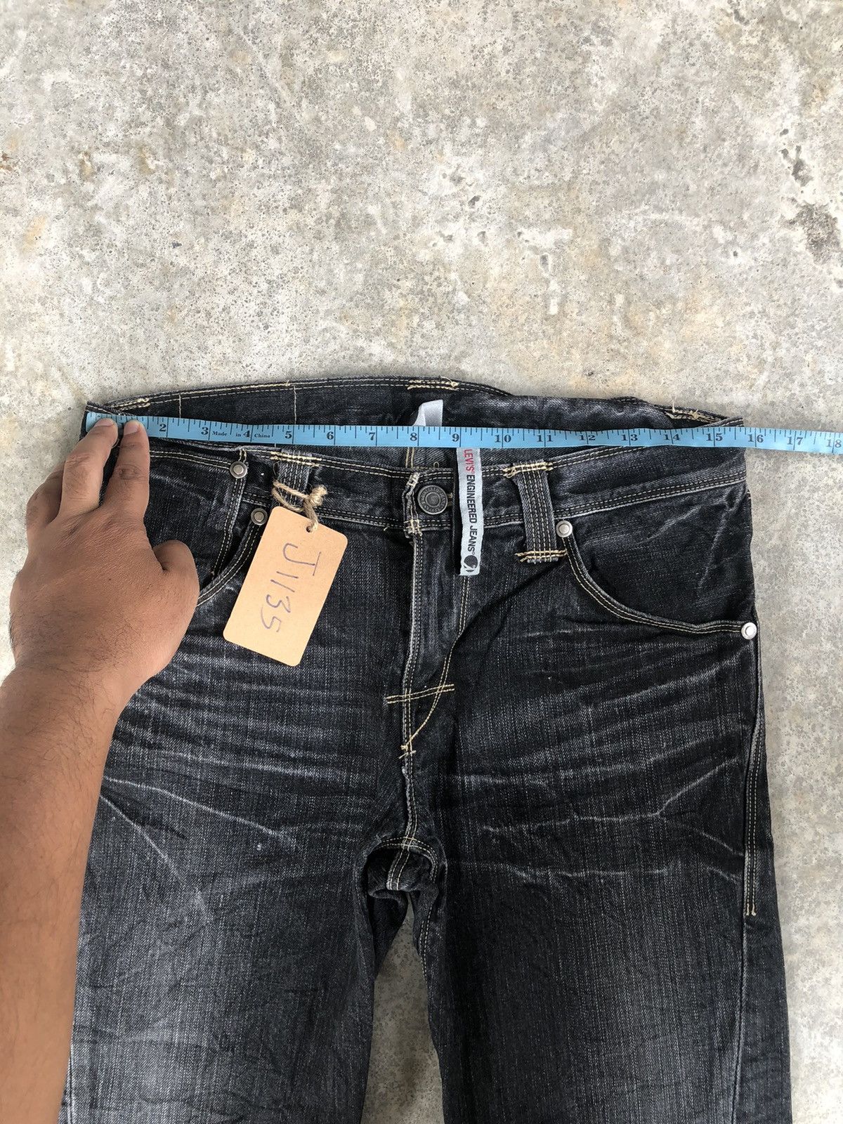 Levi's Y2k Levi’s Engineered Flared Jeans Distressed Size US 31 - 22 Thumbnail
