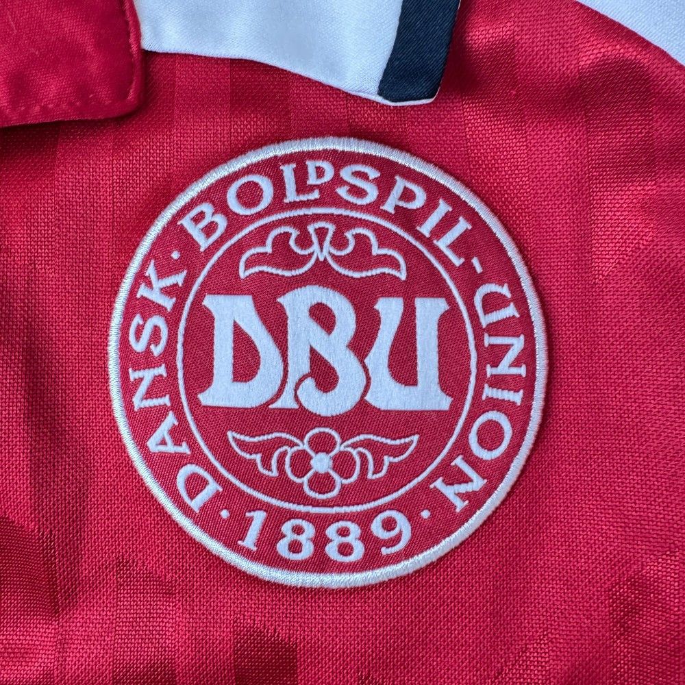 Adidas 2012-13 Denmark Home Shirt Size US M / EU 48-50 / 2 - 3 Thumbnail