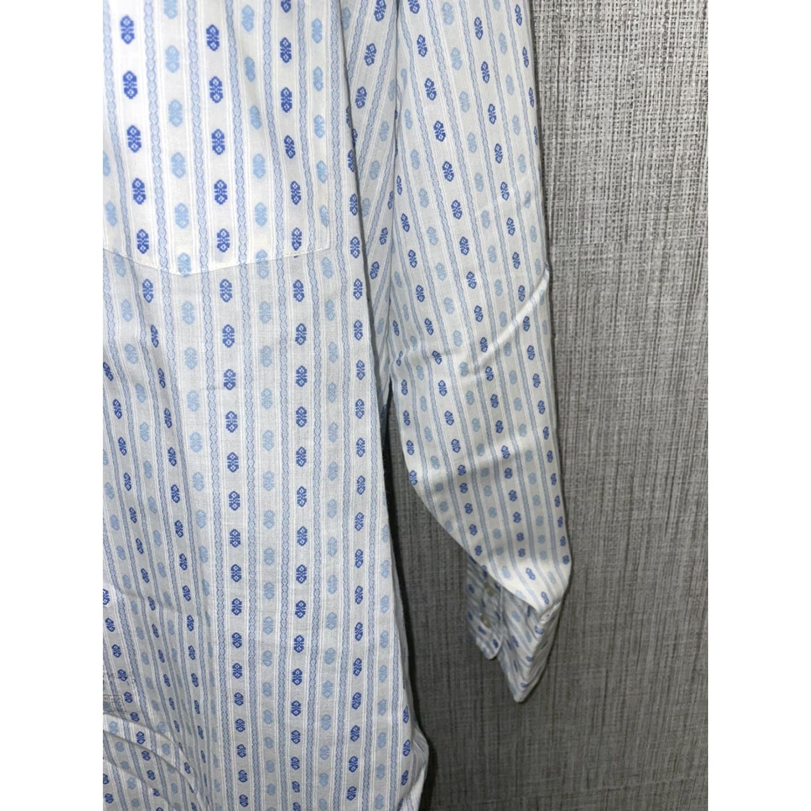 Vintage Manhattan Dura Brite Torque Polyester Blend Blue Button Down Shirt Mens M 15-33 Size US M / EU 48-50 / 2 - 4 Thumbnail