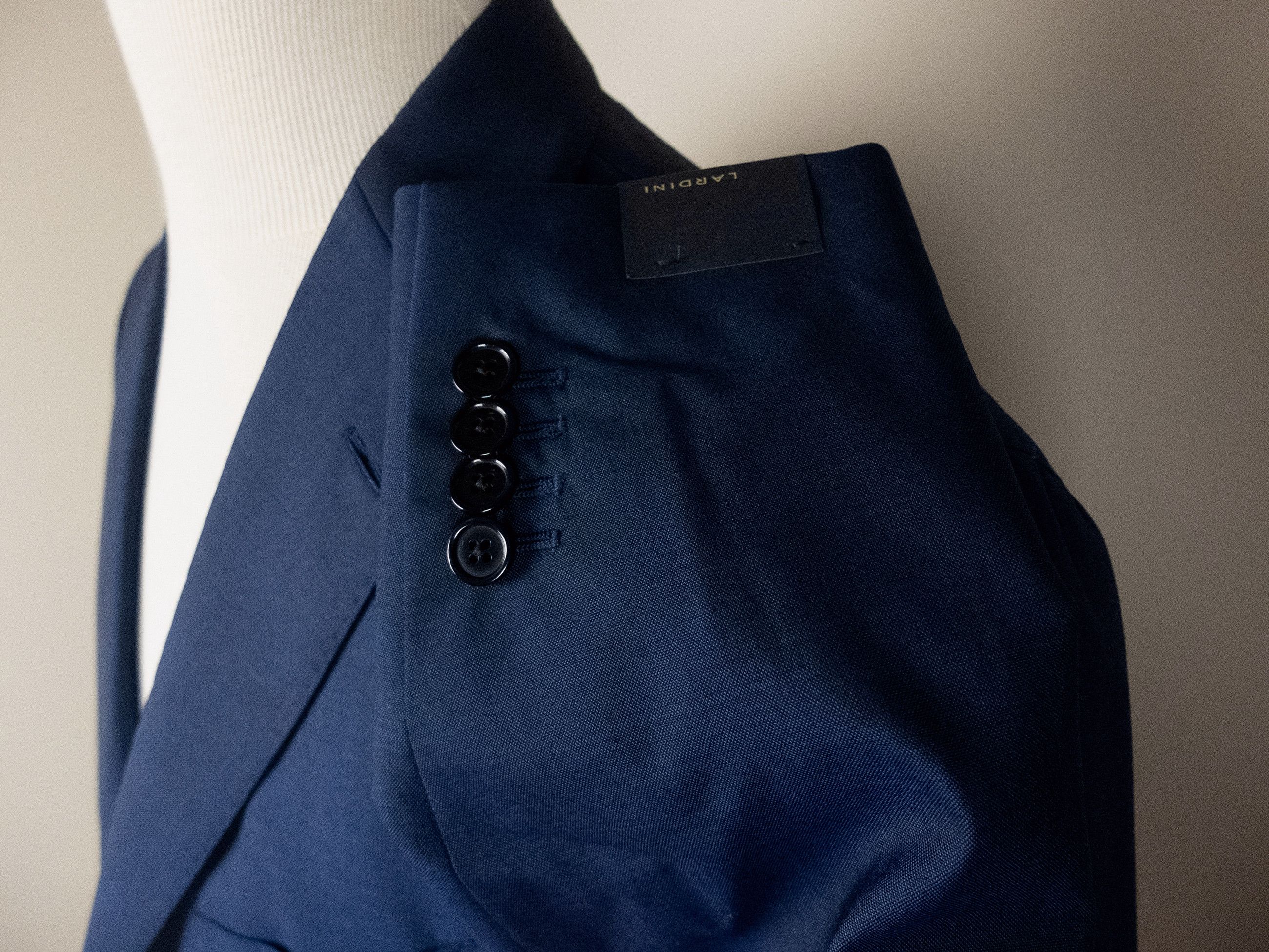 Lardini LARDINI Italy solid blue wool blazer jacket 38 48 Size 38R - 2 Thumbnail