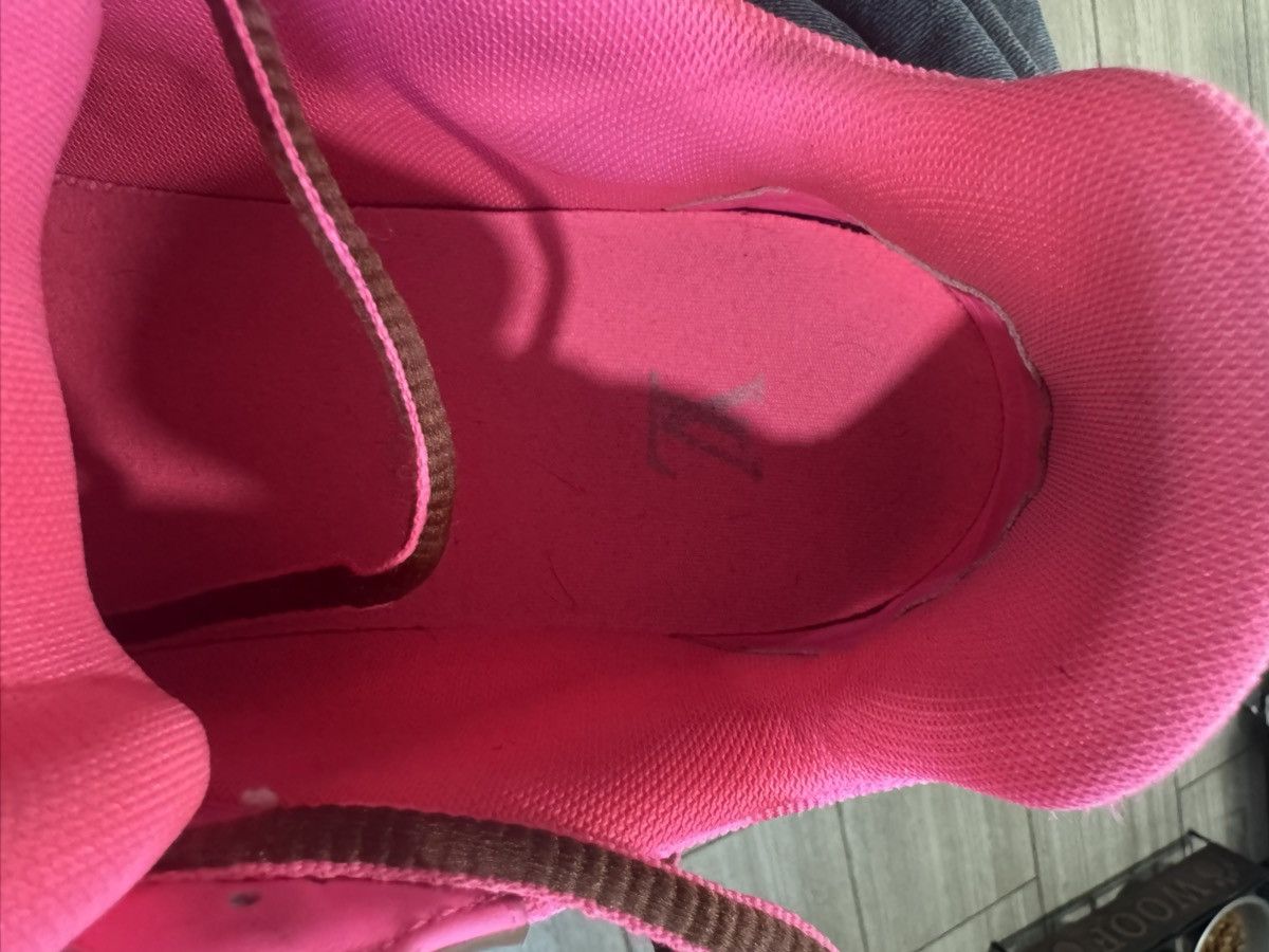 Louis Vuitton Louis Vuitton Pink Trainers Size US 10 / EU 43 - 13 Thumbnail