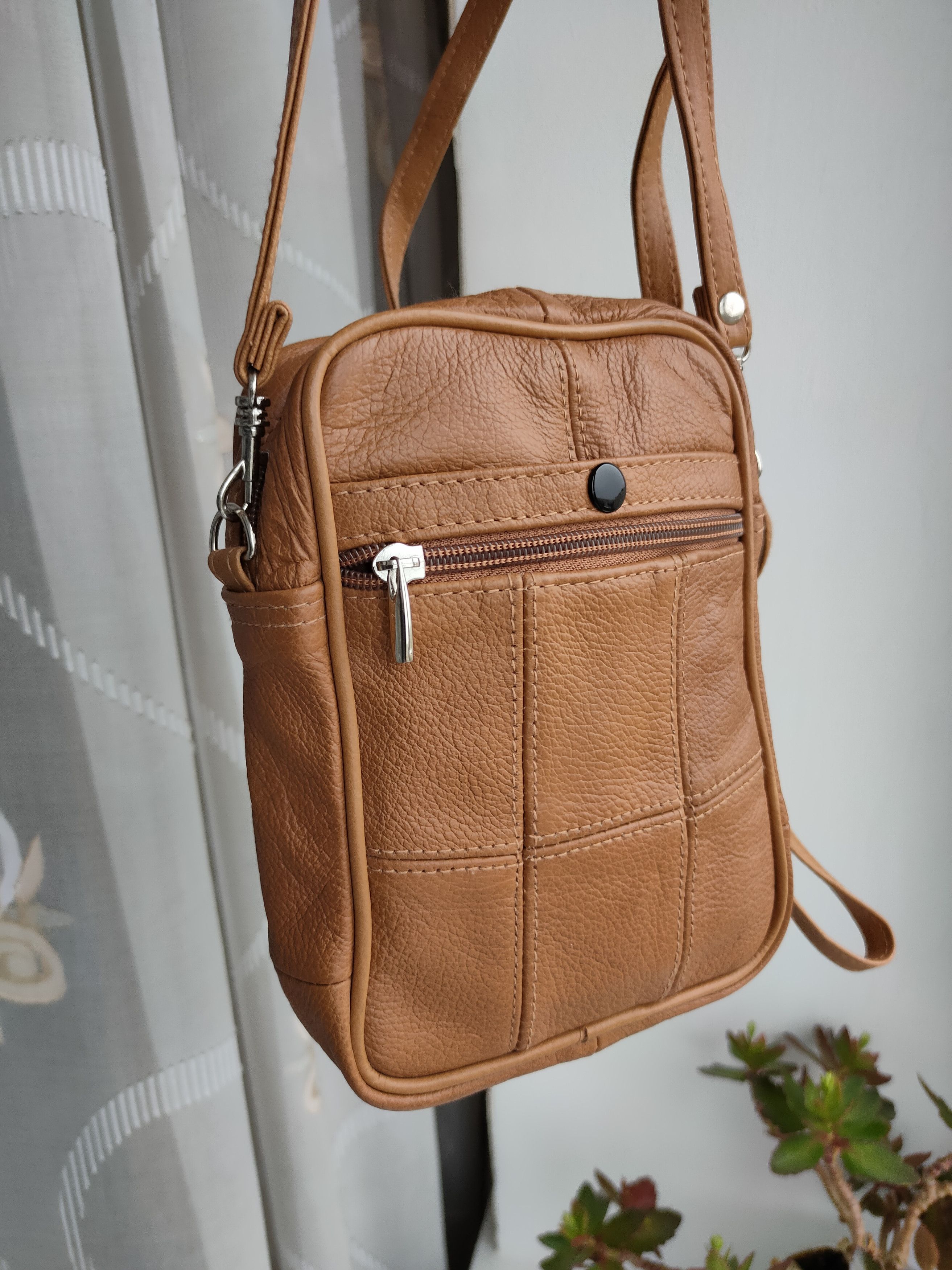 Leather Vintage Y2K Leather messenger bag Lorenz crossbody bag Size ONE SIZE - 3 Thumbnail