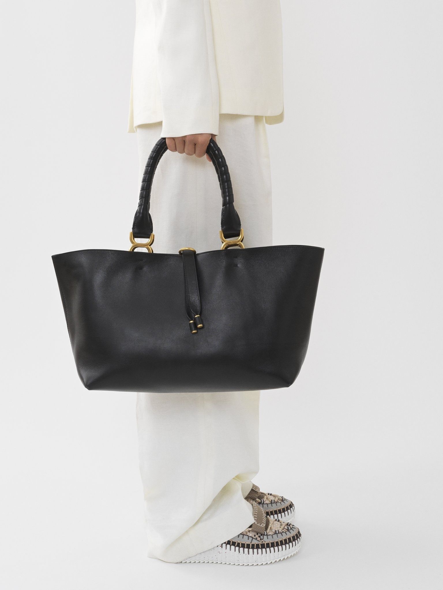 Chloe o1loc1c1224 Size: OS / CHC23 Marcie Small Tote Bag in Black Size ONE SIZE - 6 Thumbnail