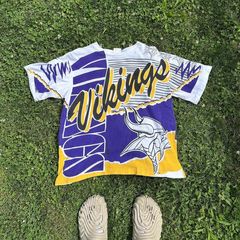 Vintage Minnesota Vikings 90s Pillage & Plunder Shirt Size Medium