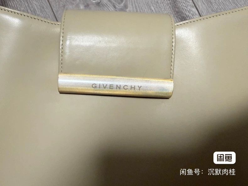 Givenchy Givenchy White bag Size ONE SIZE - 2 Thumbnail